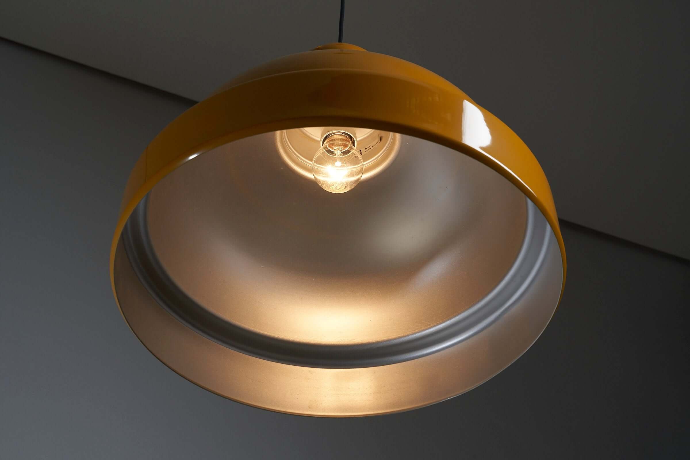 Industrial_Yellow_Pendant_Aneta