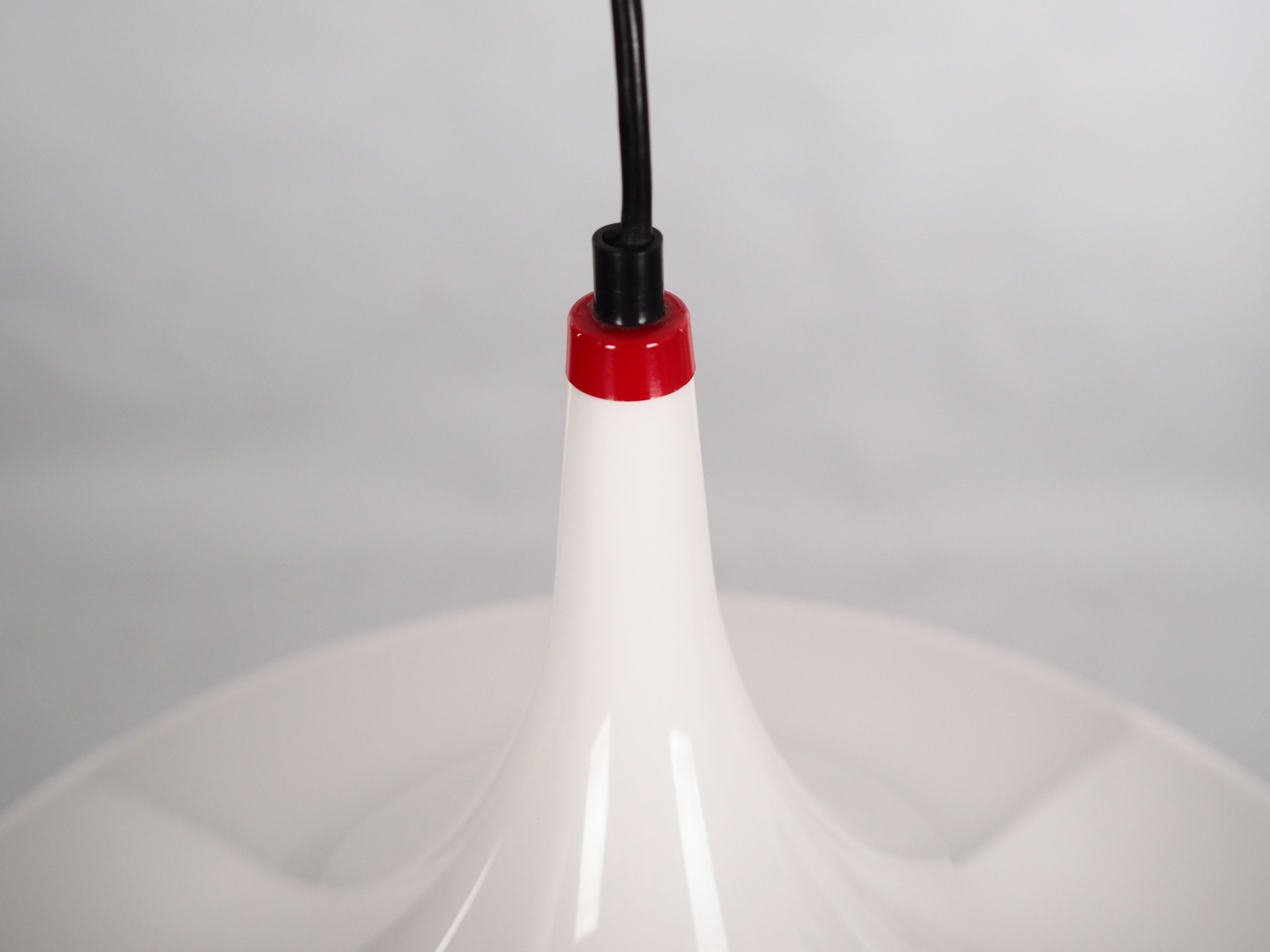 Italian_Vintage_Pendant_lamp_1970s