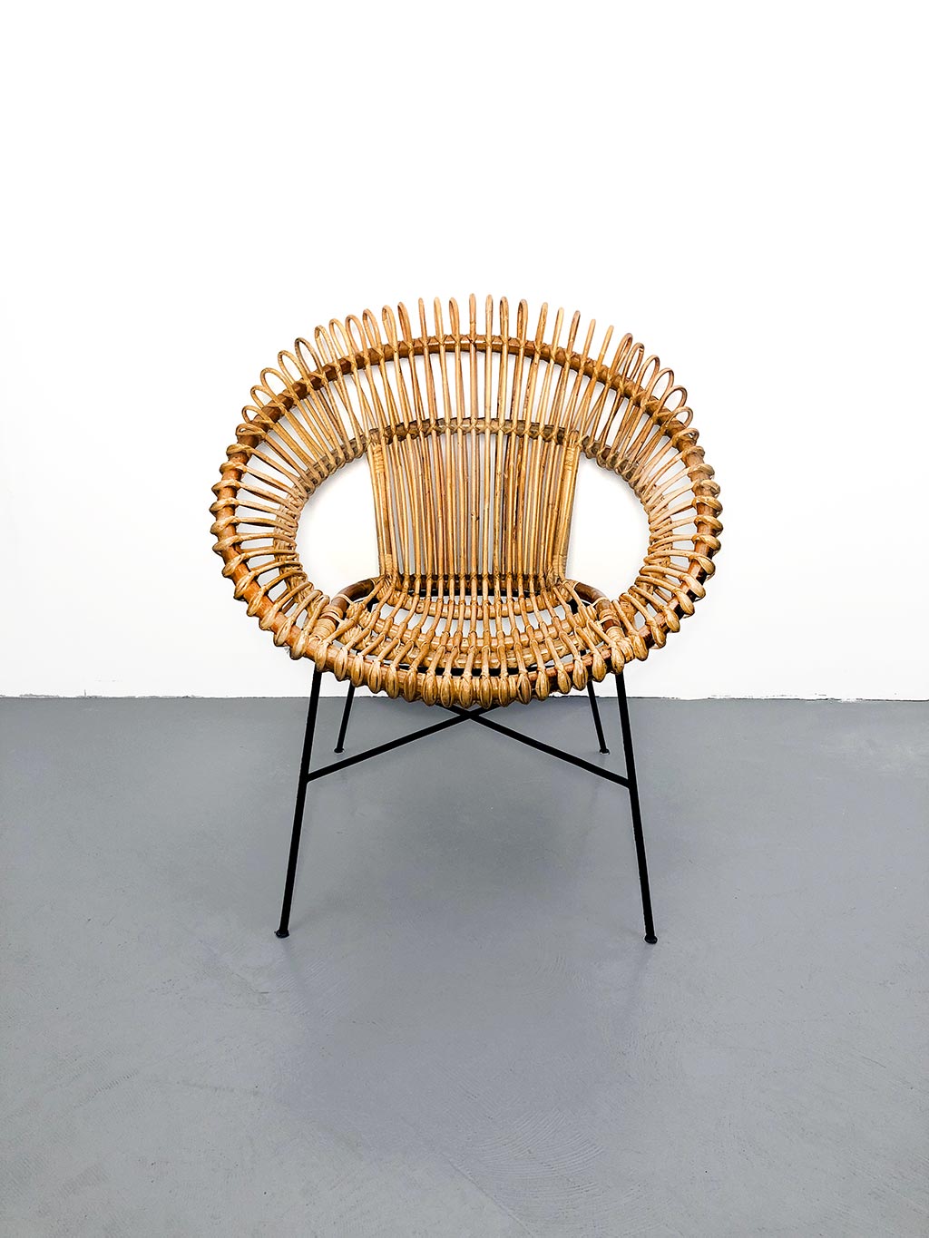 Italian_wicker_chair_1960s