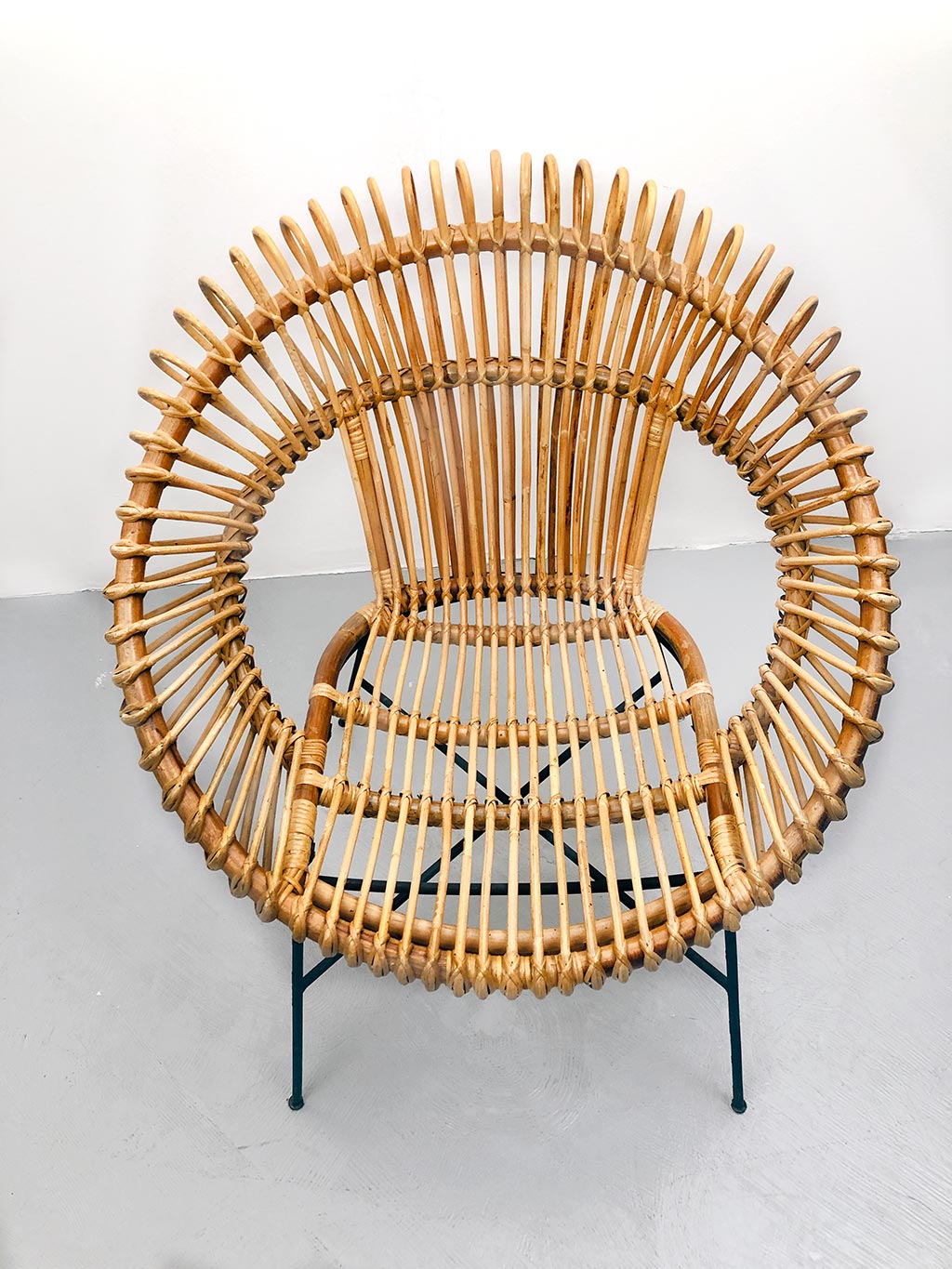 Italian_wicker_chair_1960s