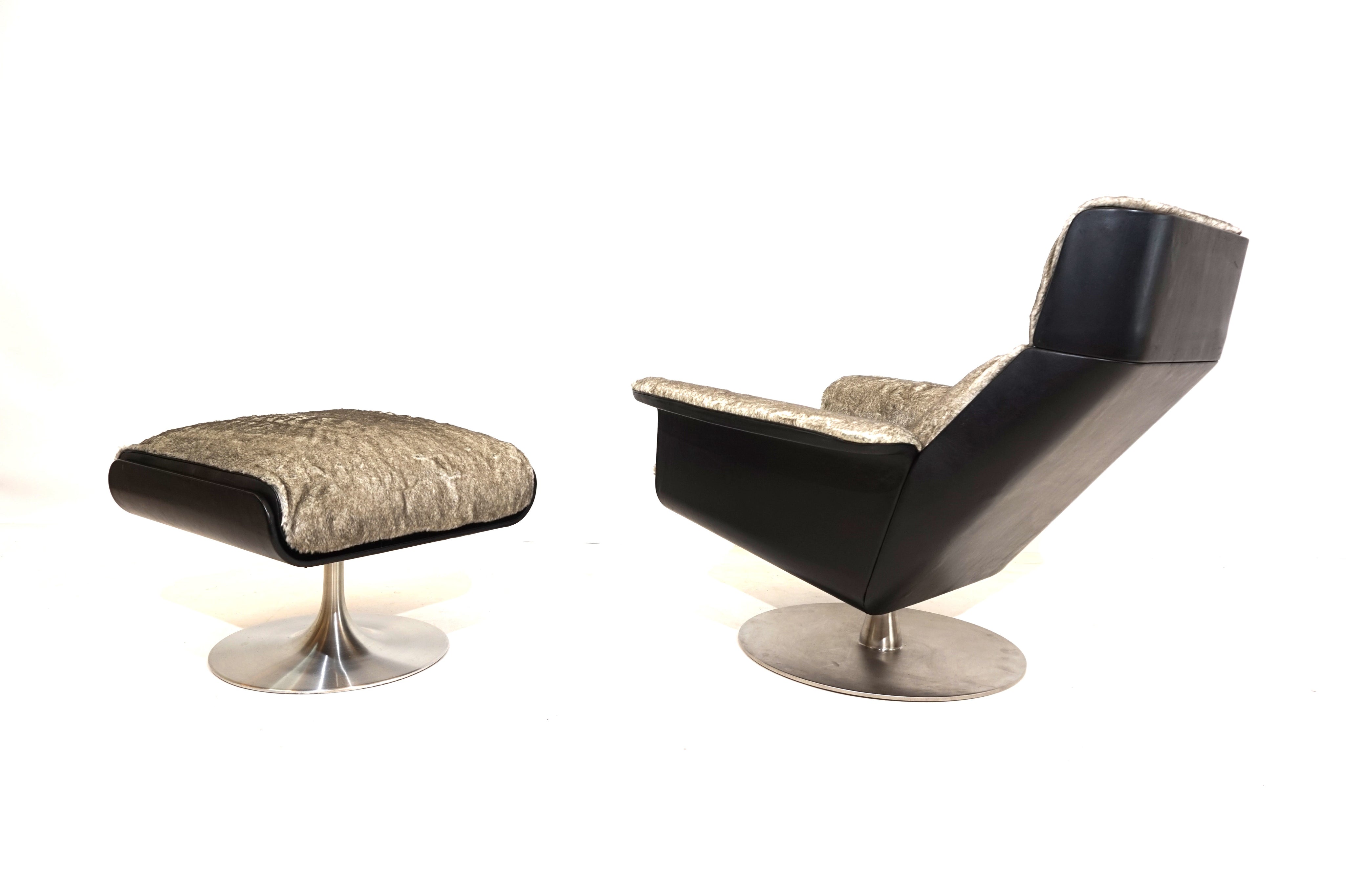 Kaufeld_Siesta_62_lounge_chair_with_ottoman_by_Jacques_Brule