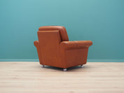Leather_armchair_Danish_design_1960s_production_Denmark
