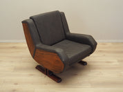Leather_armchair_Italian_design_1970s_production_Italy