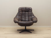 Leather_swivel_armchair_Danish_design_1960s_designer_H
