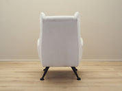 Lounge_armchair_in_Italian_design_from_1980s