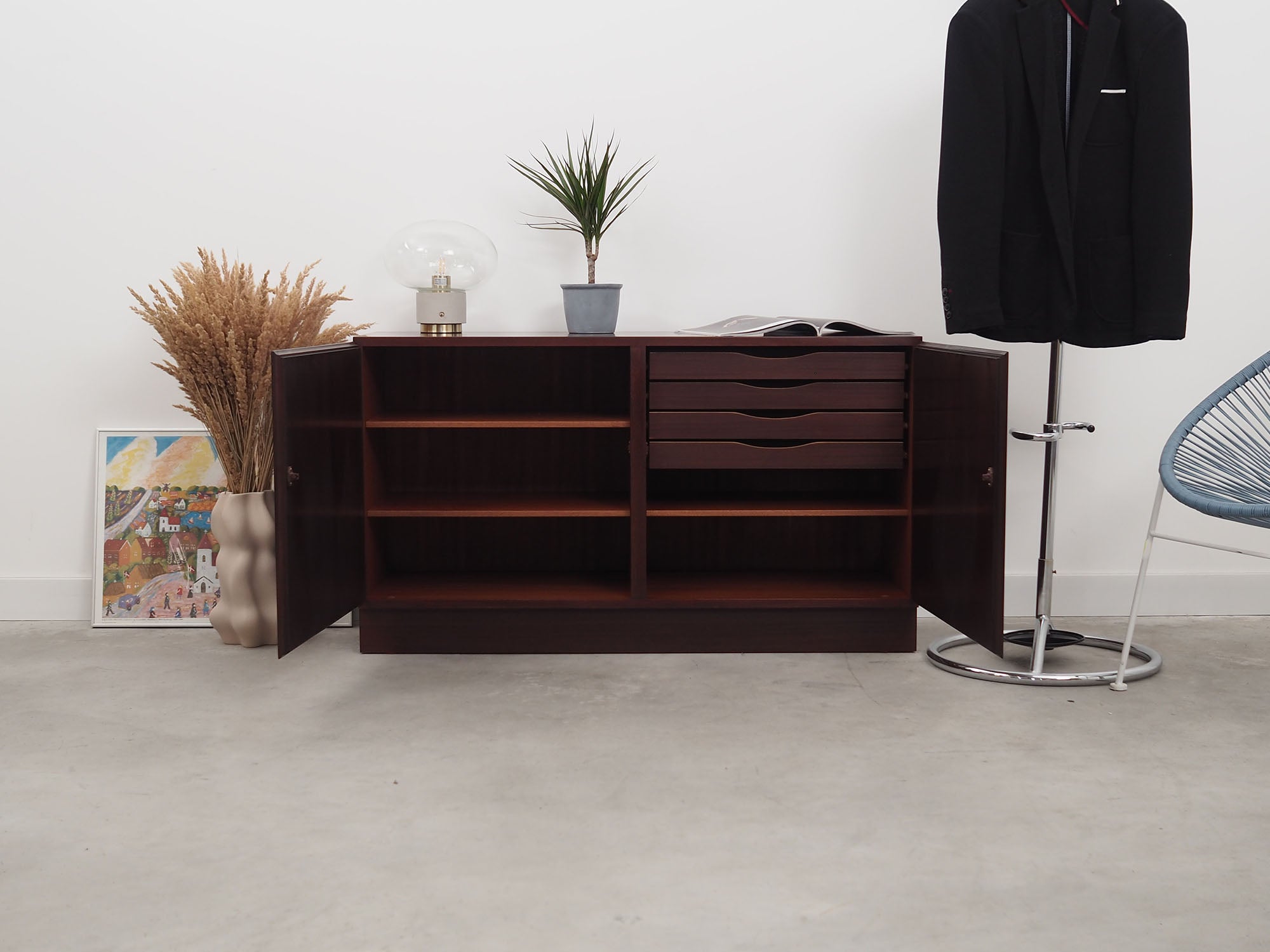 Mahogany_cabinet_Danish_design_1960s_manufacturer_Omann_Jun