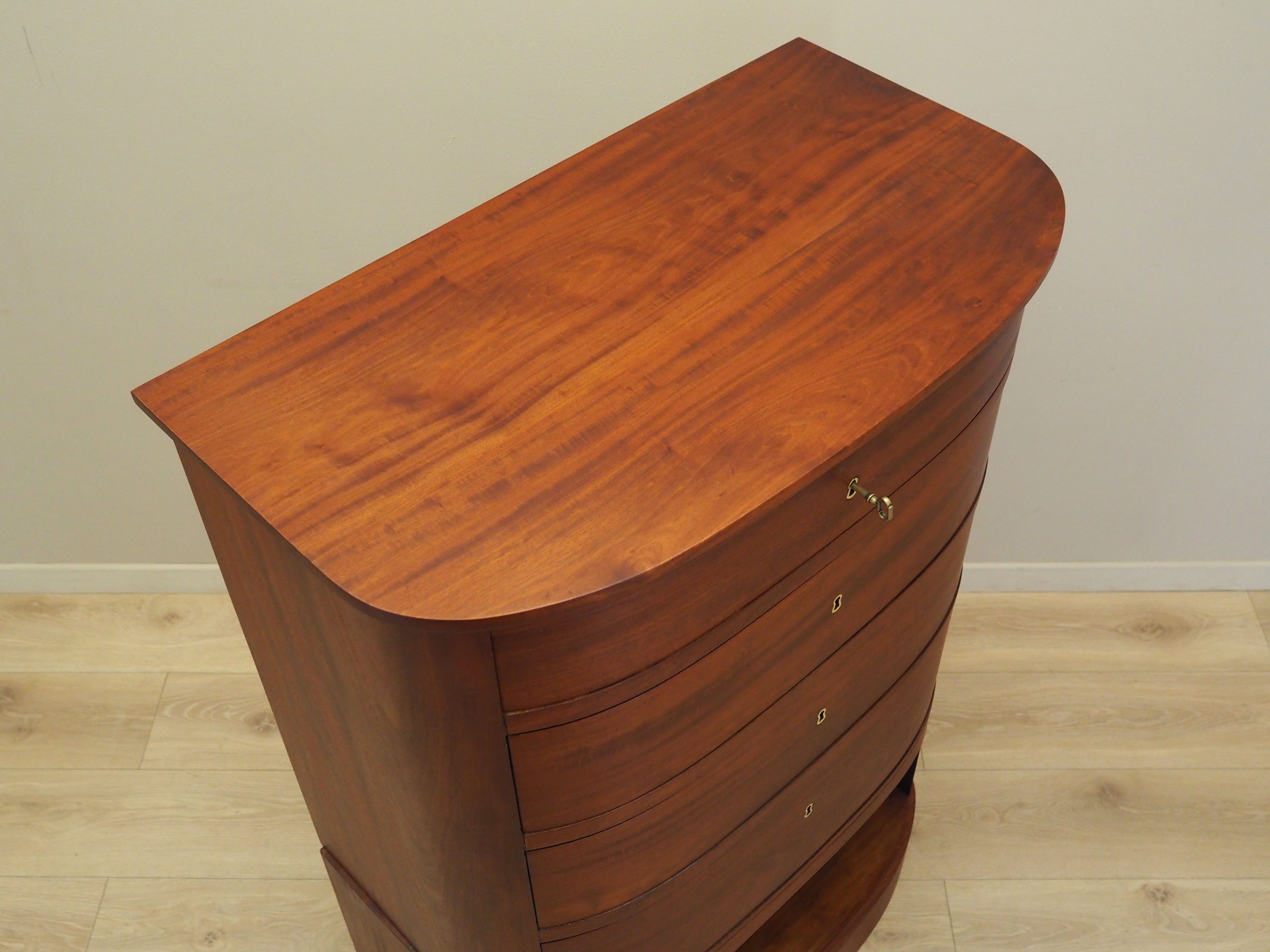 Mahogany_chest_of_drawers_Danish_design_1960s_production_Denmark