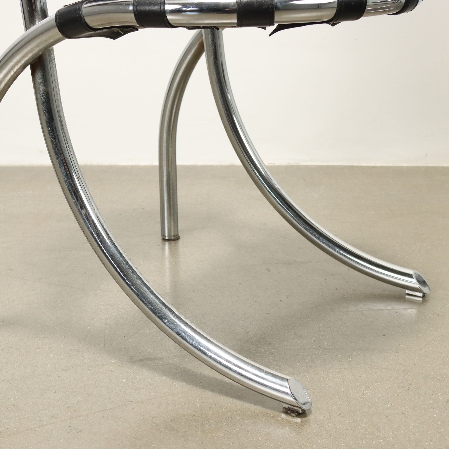 Medusa_Chairs_Studio_Tetrarck_Design_Alberto_Bazzani_1970s