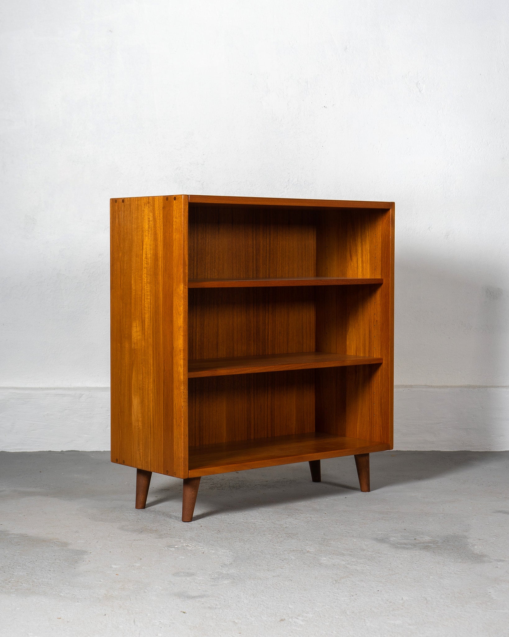 Mid_Century_Solid_Teak_Shelving_Bookcase_Germany