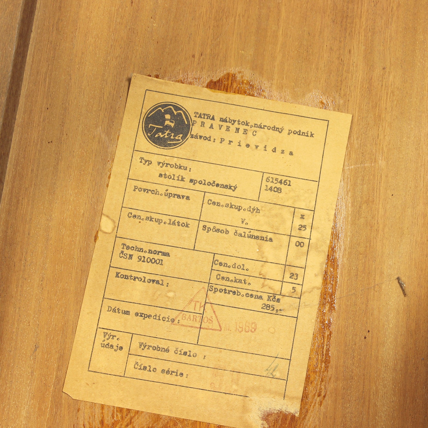 Midcentury_Coffee_Table_In_Walnut_By_Tatra_1960s