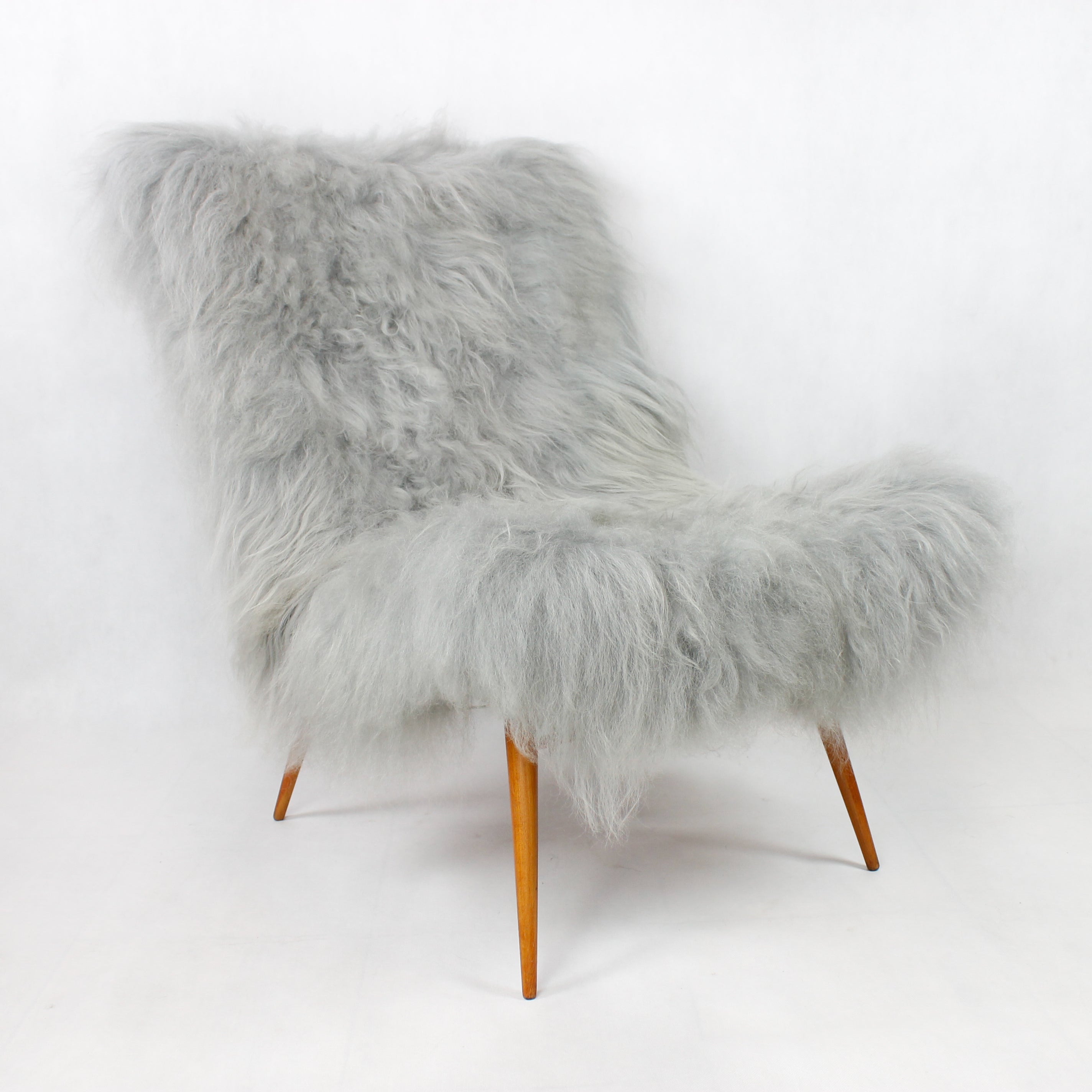 Miroslav_Navratil_an_unique_Czech_chair