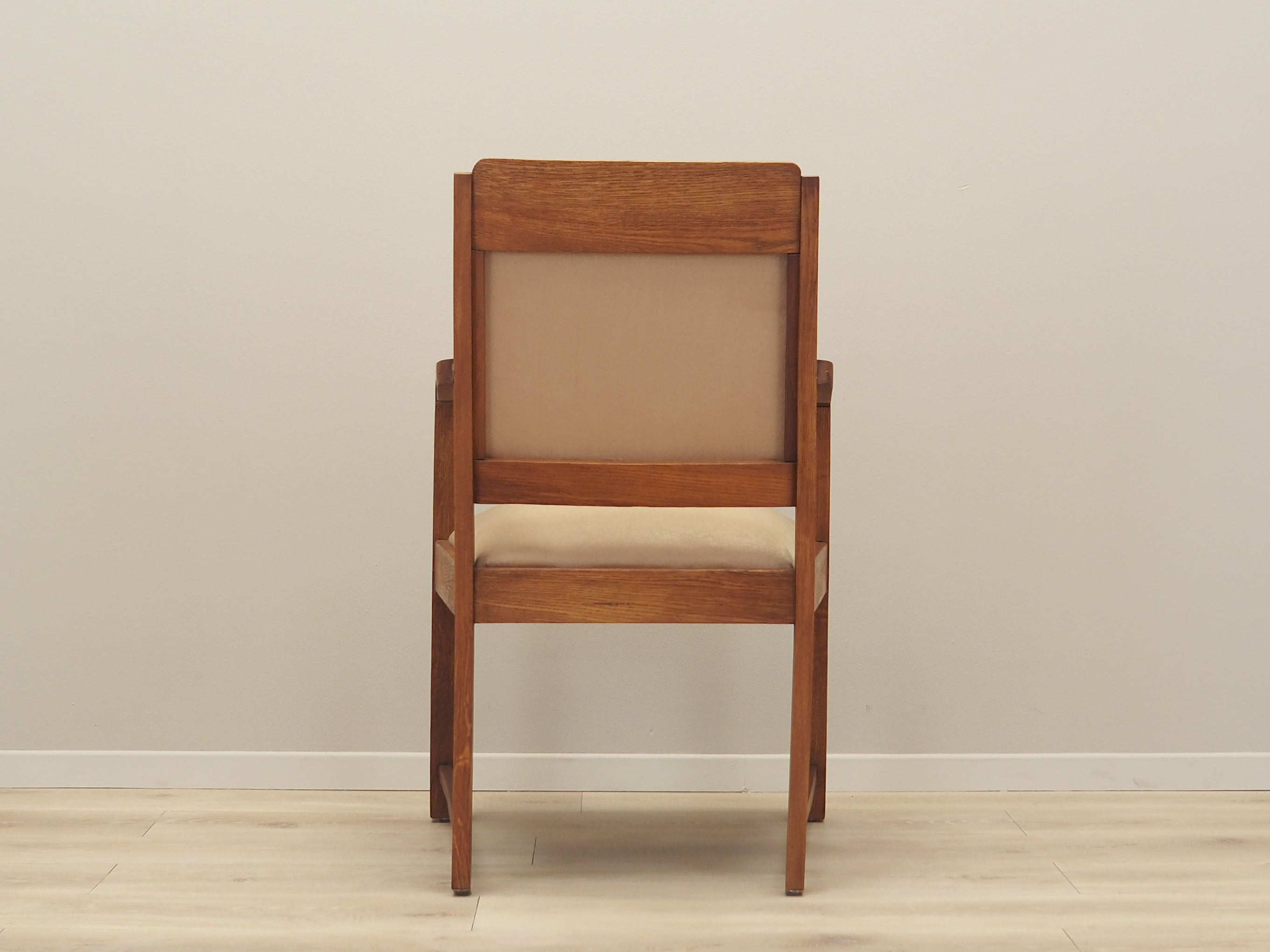 Oak_armchair_Art_Deco_from_1950s_production_Denmark
