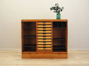 Oak_cabinet_in_Danish_design_1960s_production_Denmark