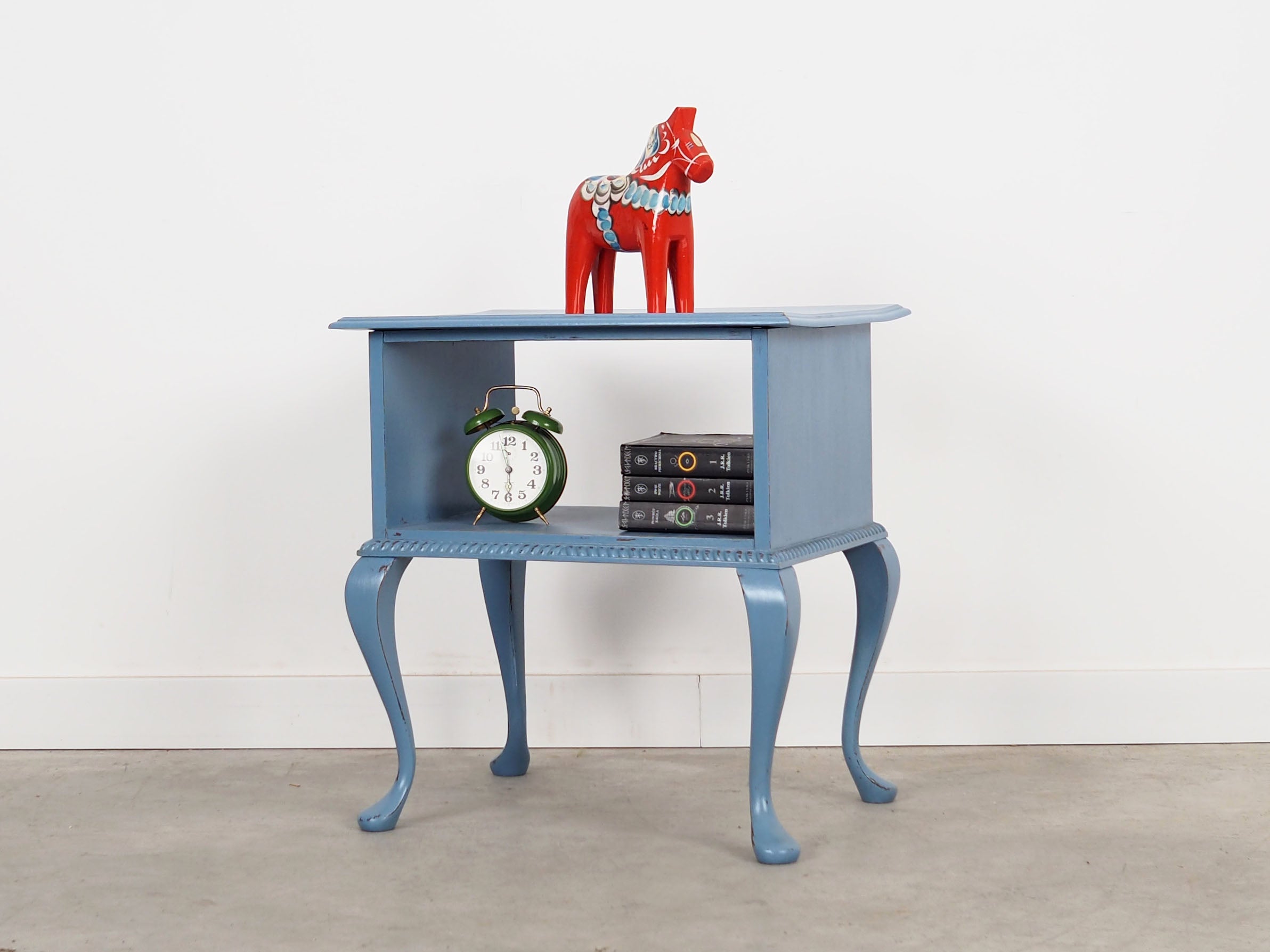 Oak_coffee_table_Danish_design_1960s_production_Denmark