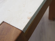 Oak_coffee_table_Danish_design_1970s_production_Denmark