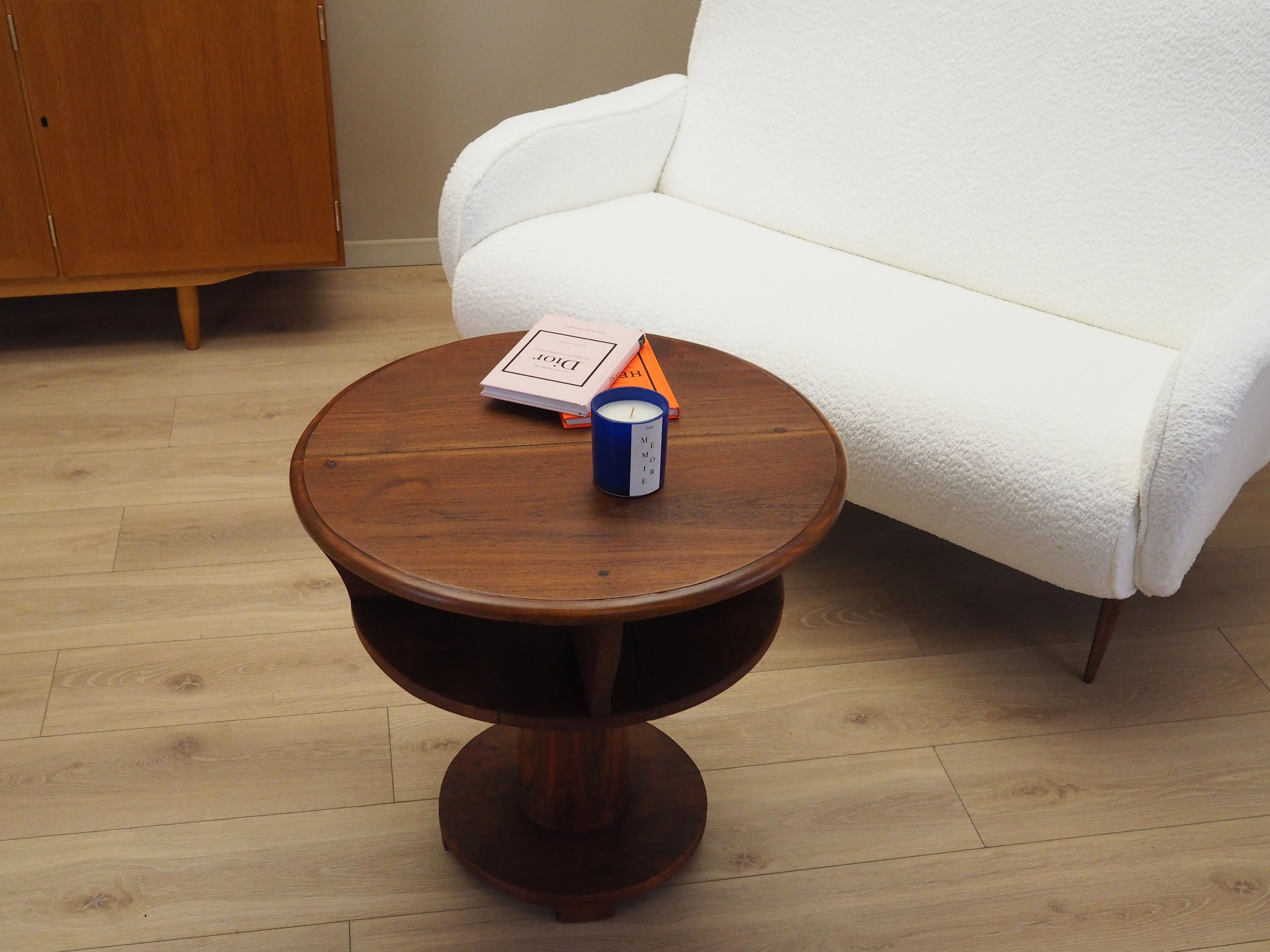 Oak_coffee_table_Italian_design_1960s_production_Italy