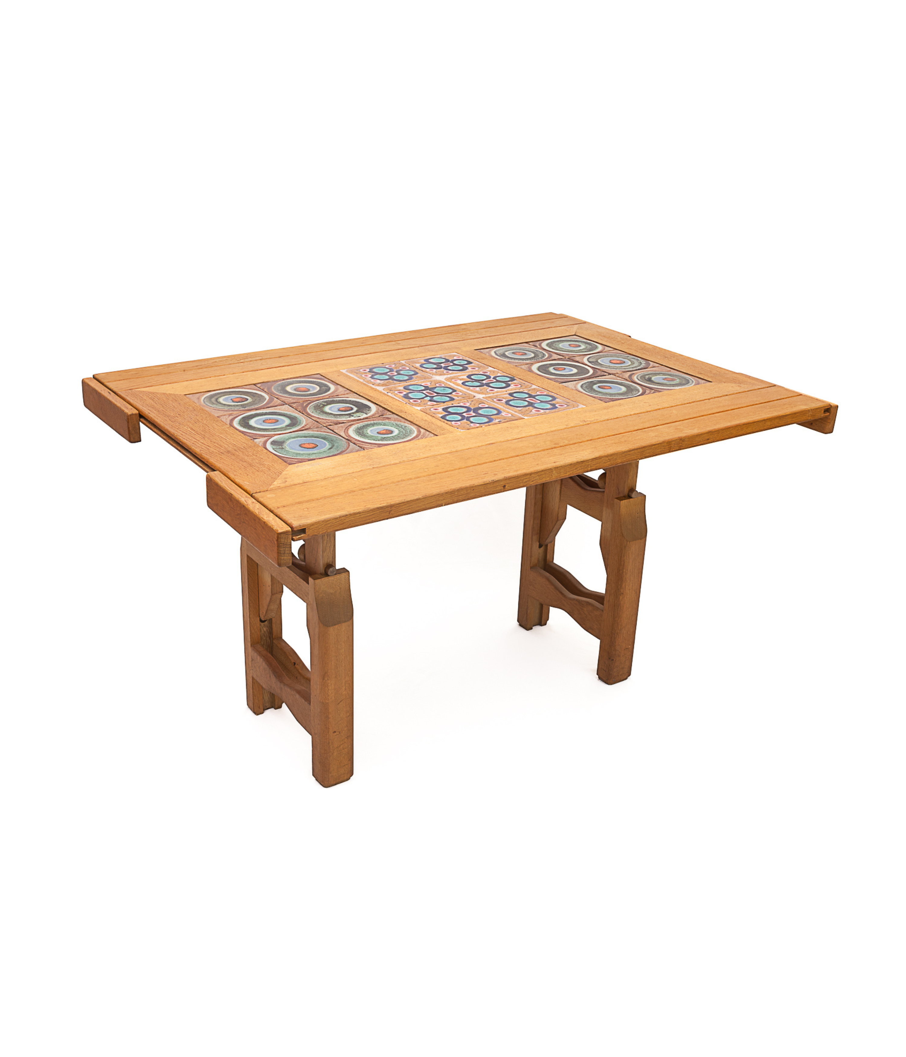 Oak_dining_table_by_Guillerme_et_Chambron