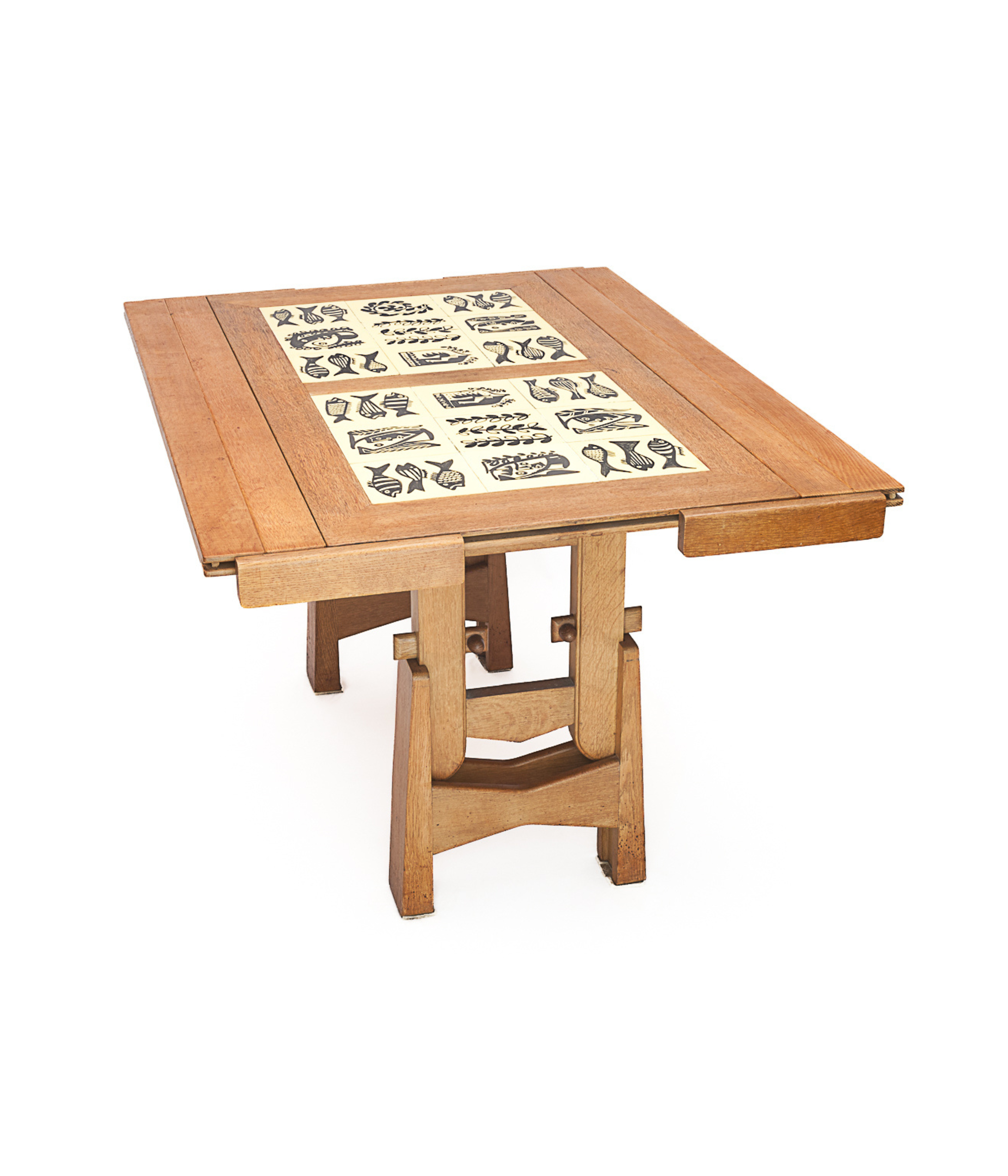 Oak_lift-and-lower_dining_table_by_Guillerme_et_Chambron