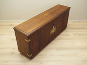 Oak_sideboard_Danish_design_1960s_production_Denmark