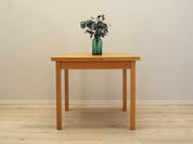 Oak_table_Danish_design_1960s_production_Denmark