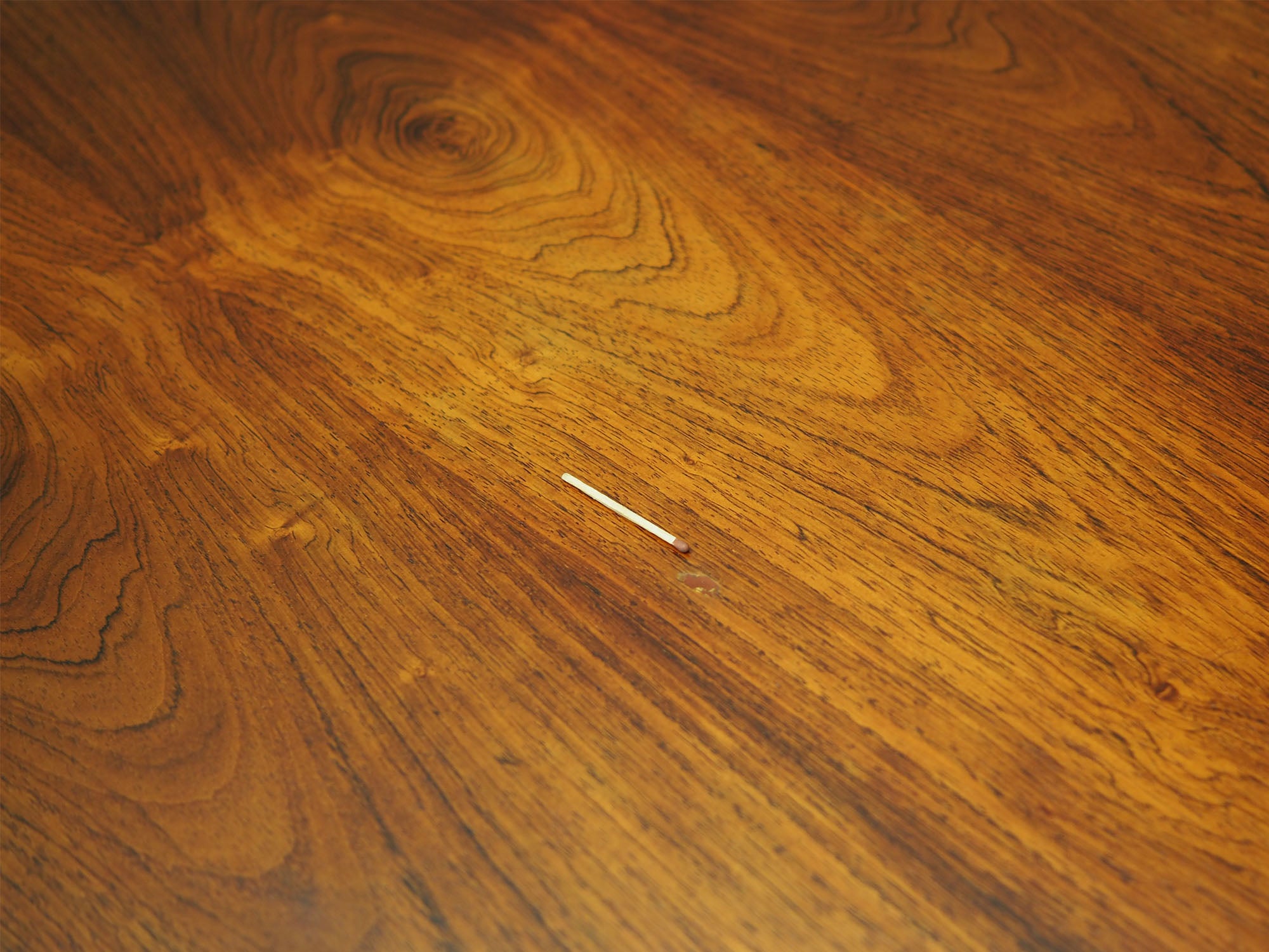 Oval_rosewood_table_1950s_Danish_design_designer_Arne_Vodder_production_Sibast