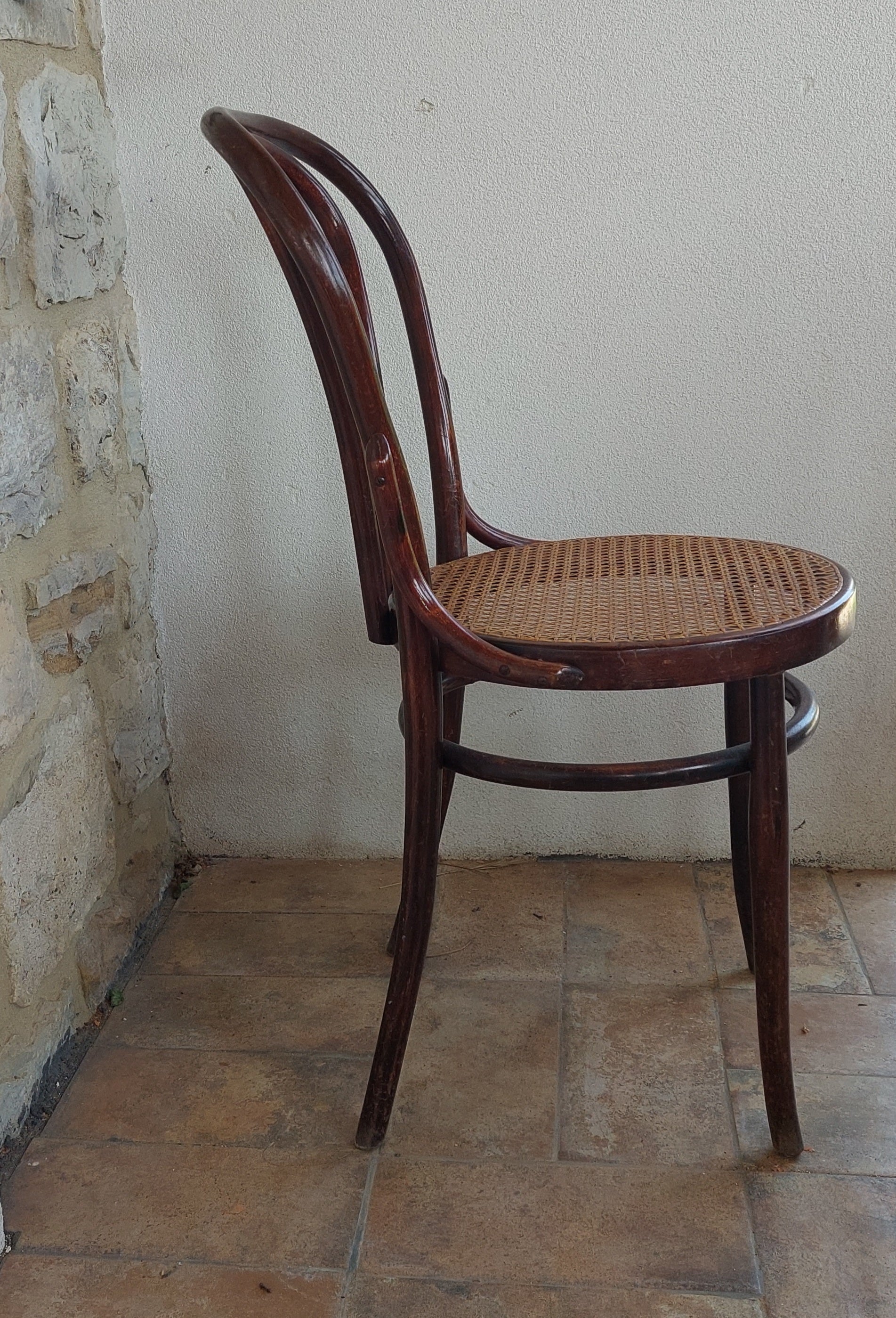 Pair_of_Thonet_Bistro_Dining_Chairs_made_in_Czechoslovakia_c1930