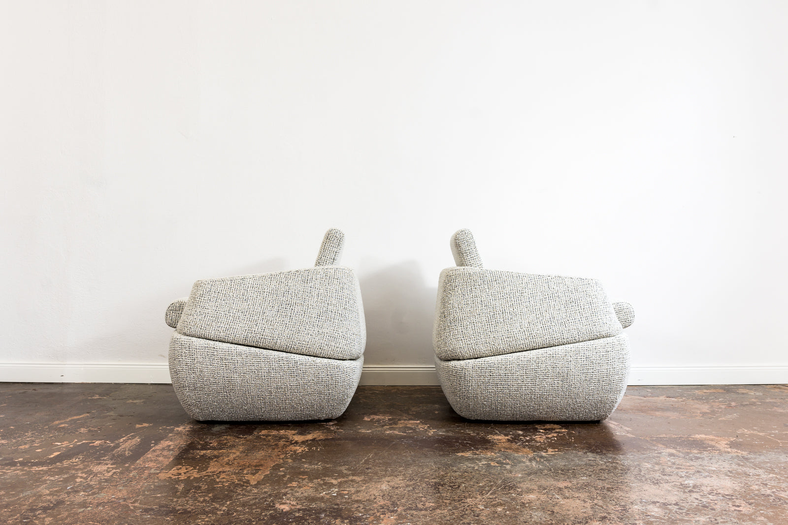 Pair_of_armchairs_Mea_by_Lubuskie_Fabryki_Mebli_Poland_1970_s