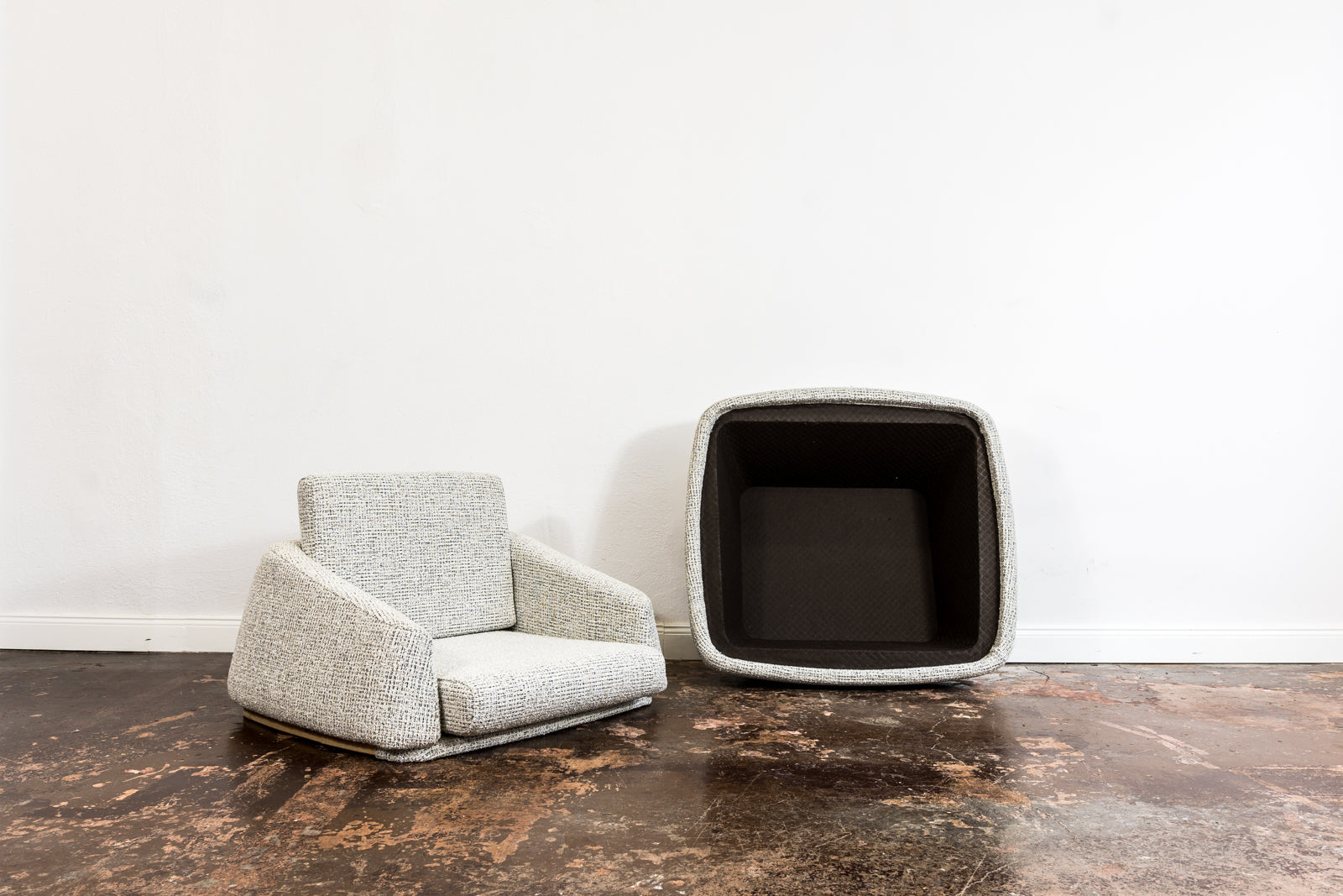 Pair_of_armchairs_Mea_by_Lubuskie_Fabryki_Mebli_Poland_1970_s