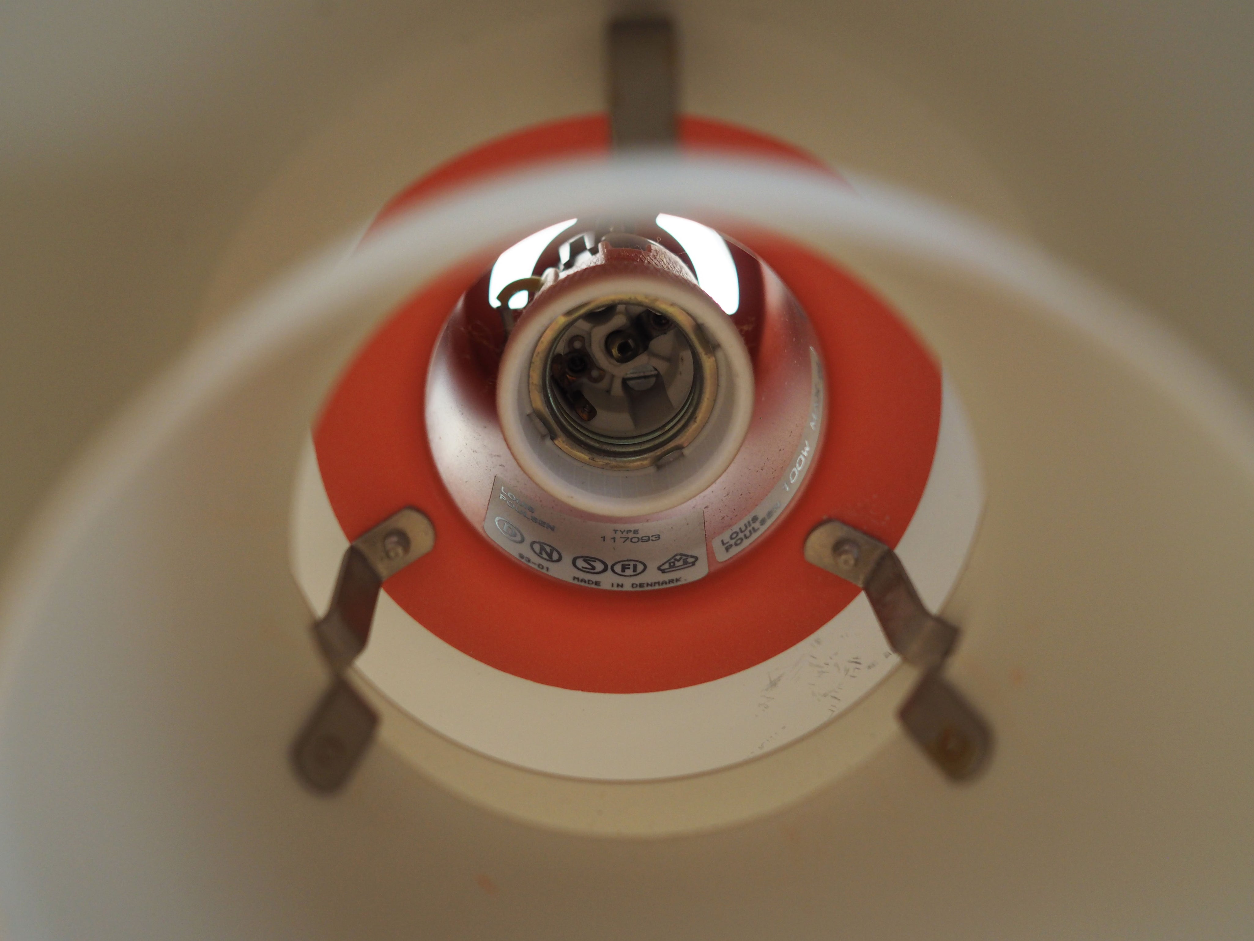 Pendant_lamp_Danish_design_1960s_designer_Poul_Henningsen_manufacturer_Louis_Poulsen