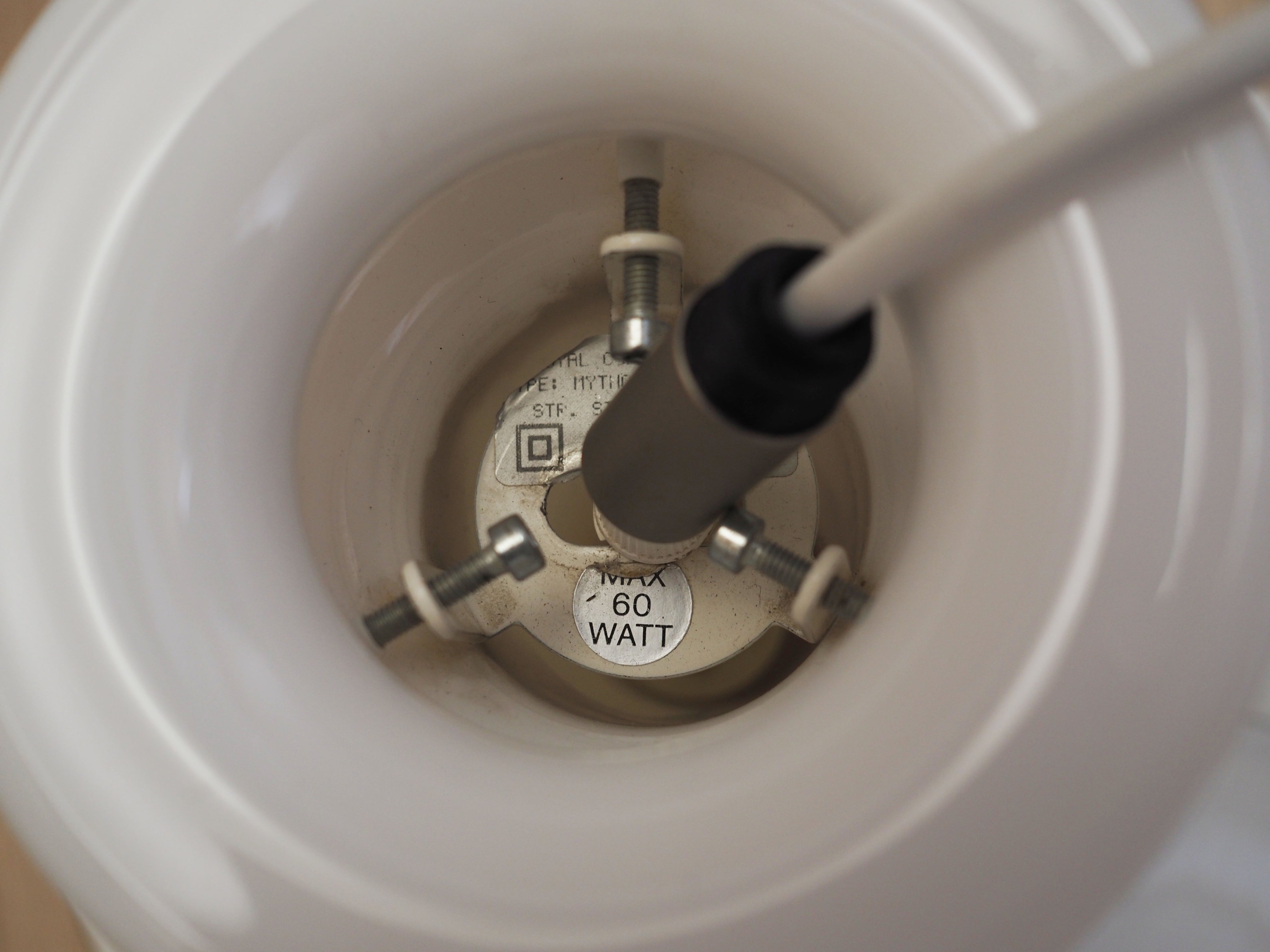 Pendant_lamp_Danish_design_1970s_designer_Sidse_Werner_production_Holmegaard