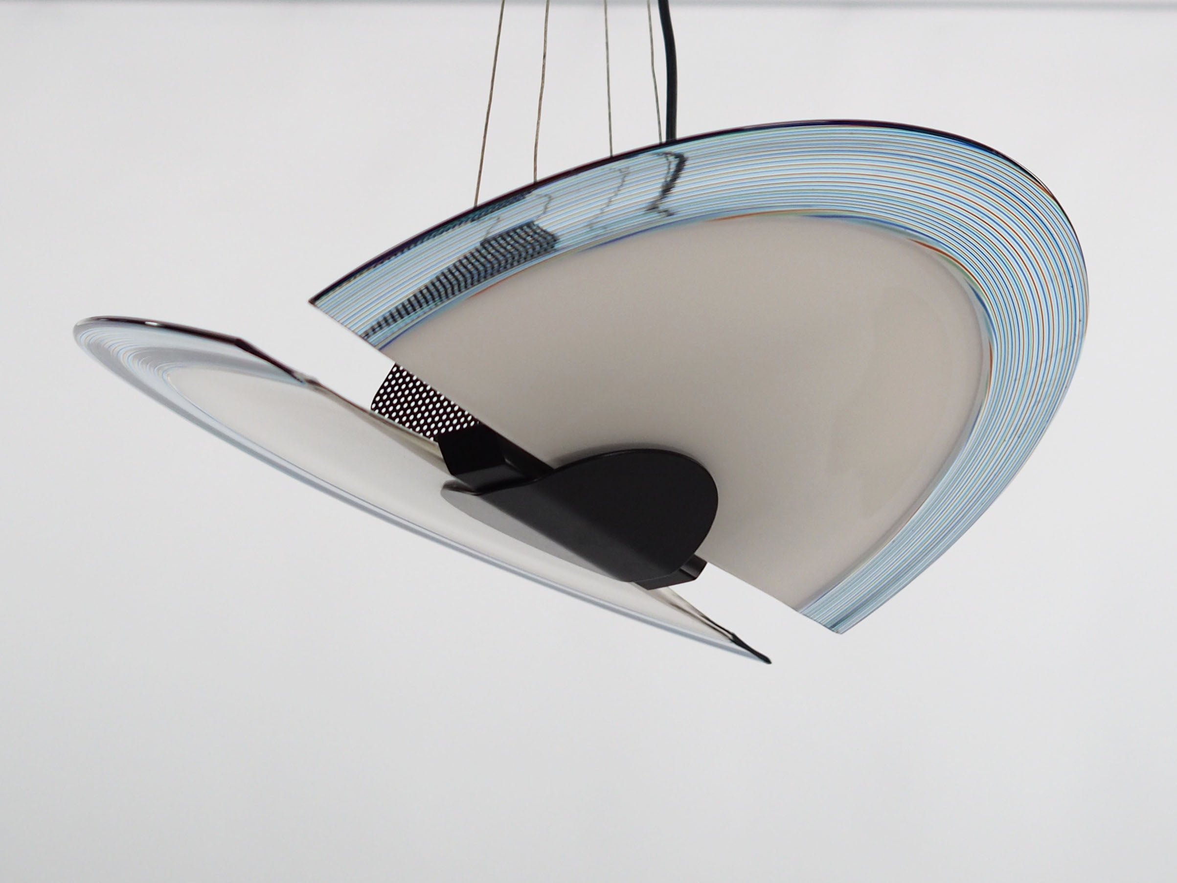 Pendant_lamp_Italian_design_1990s_production_Italy