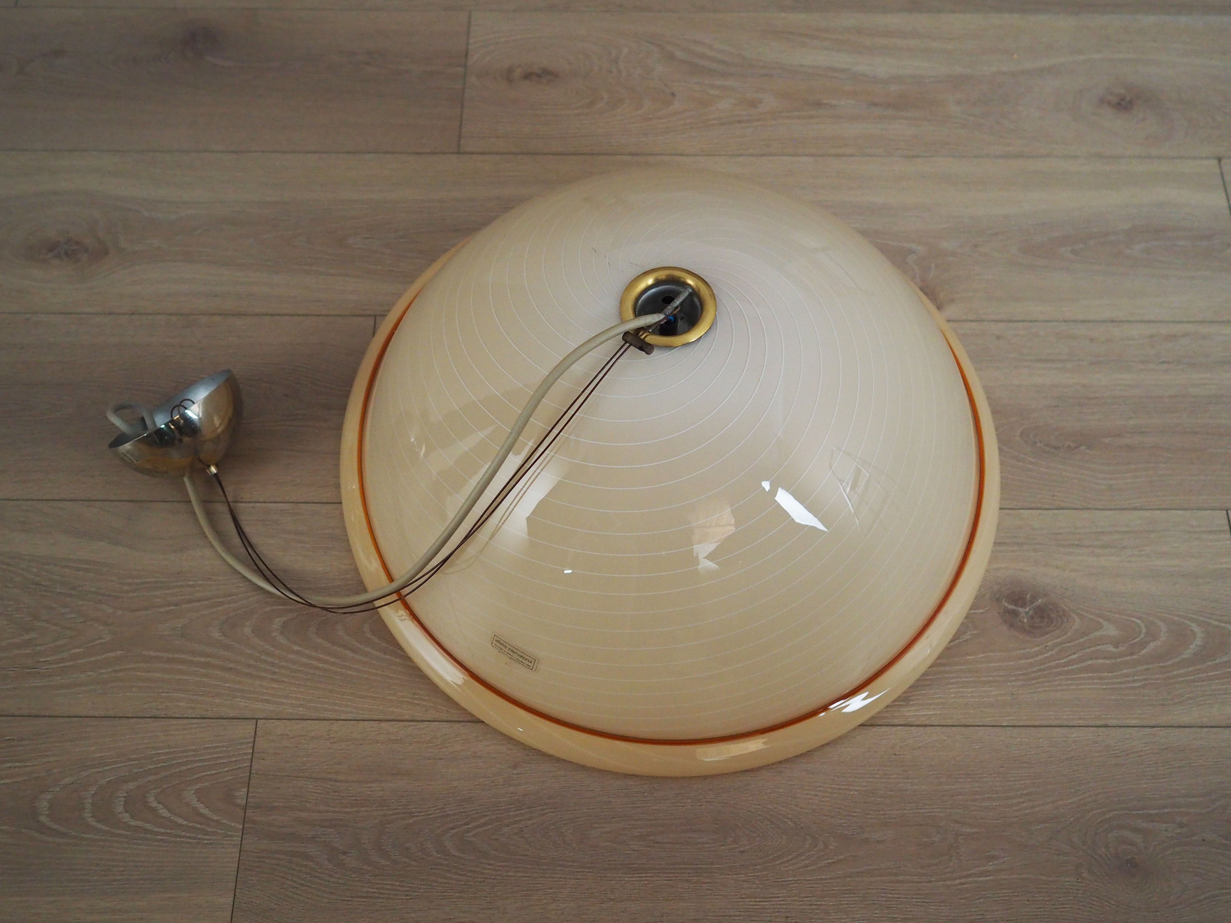 Pendant_lamp_Murano_glass_Italian_design_1970s_production_Italy