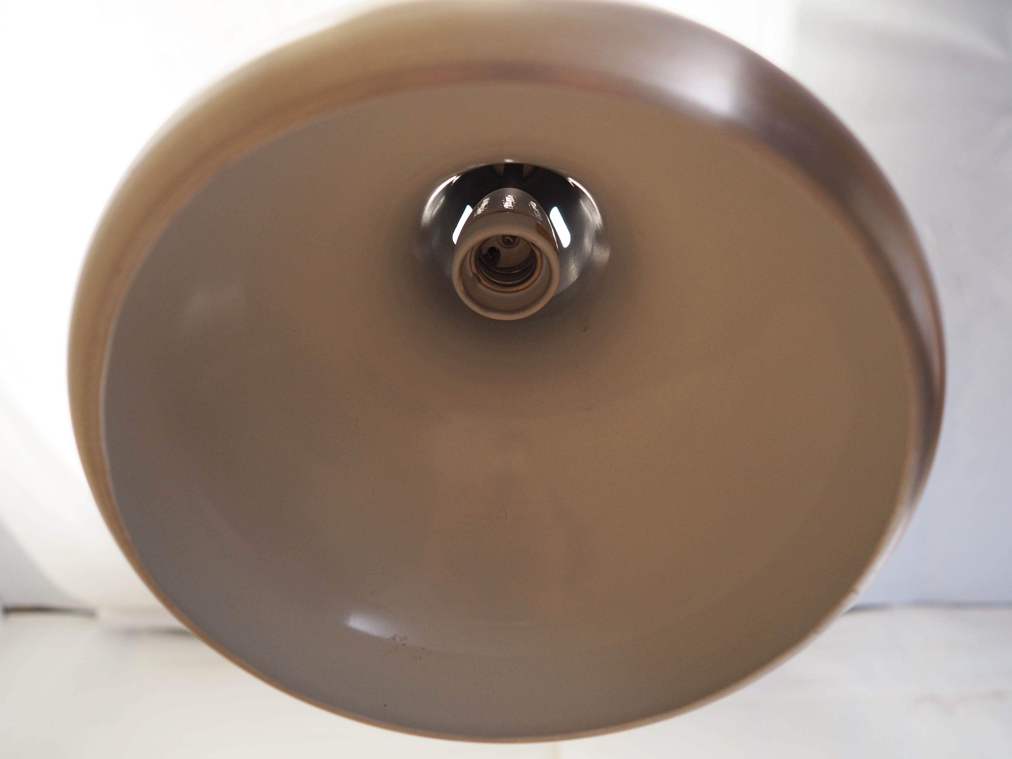 Pendant_lamp_in_Danish_design_from_1970s_production_Denmark