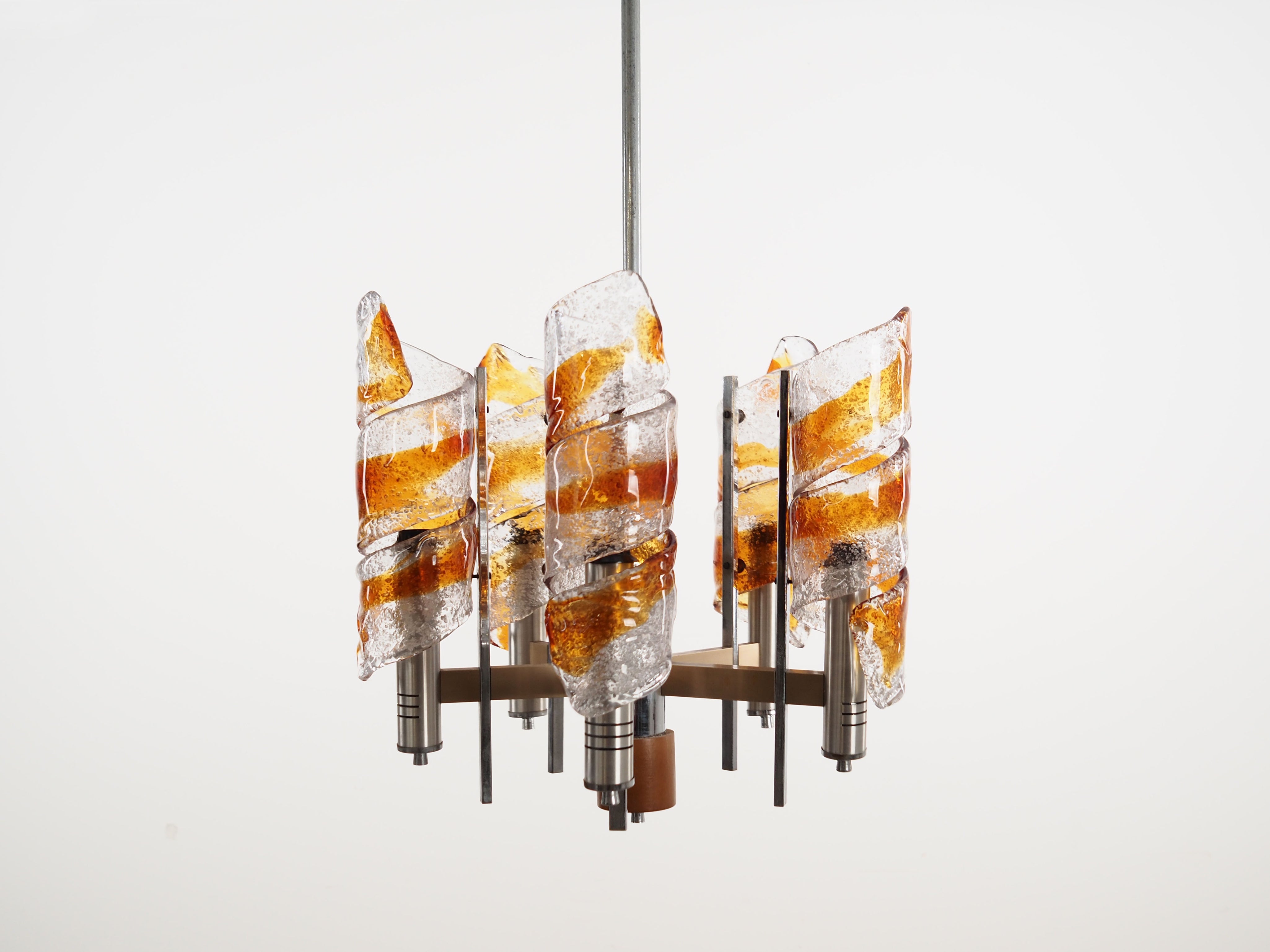 Pendant_lamp_in_Murano_glass_from_1970s
