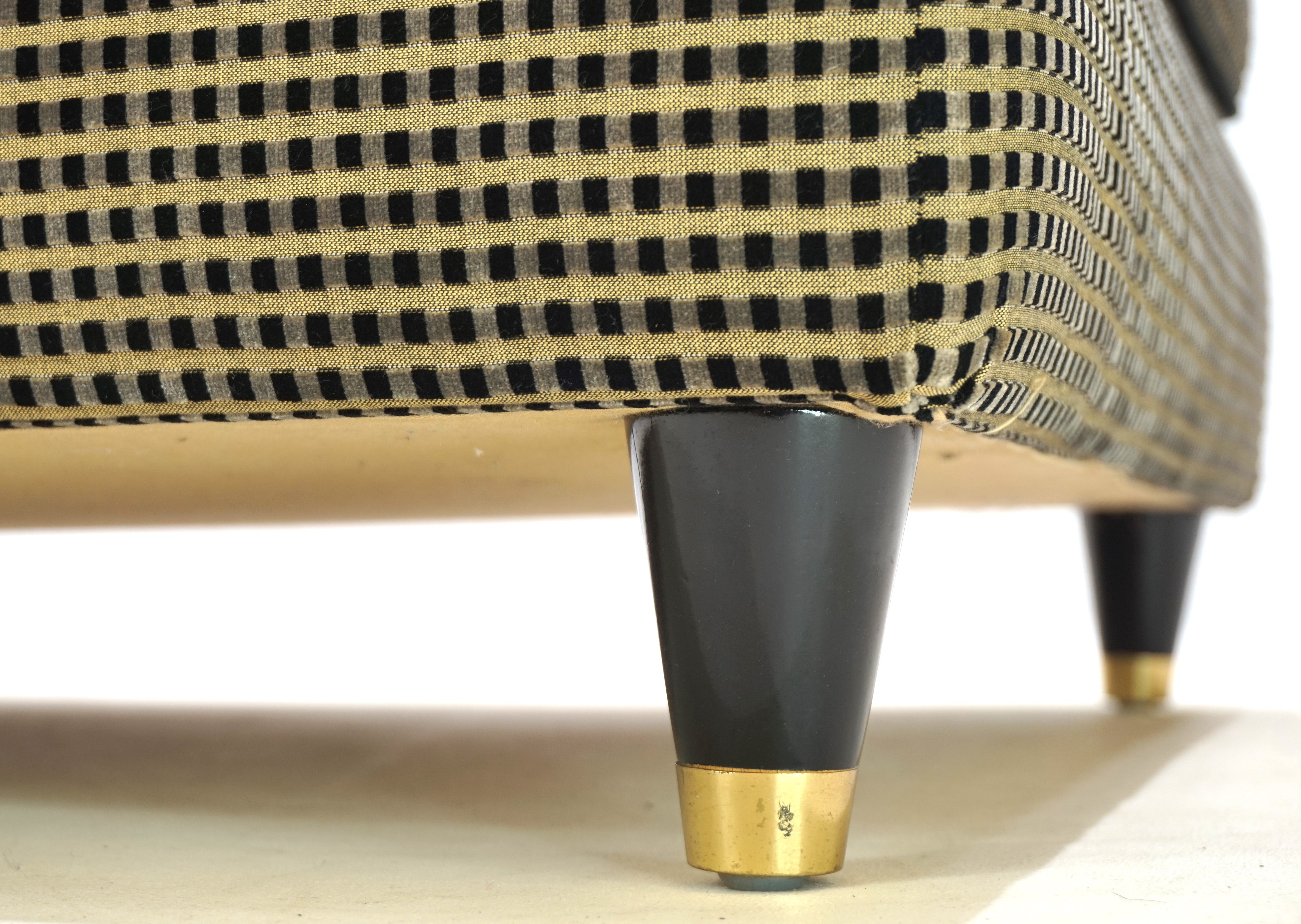 Pierre_Cardin_Ottoman_1970