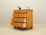 Pine_chest_of_drawers_Danish_design_2000s_production_Denmark