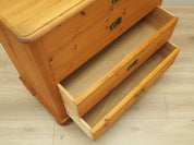 Pine_chest_of_drawers_Danish_design_2000s_production_Denmark