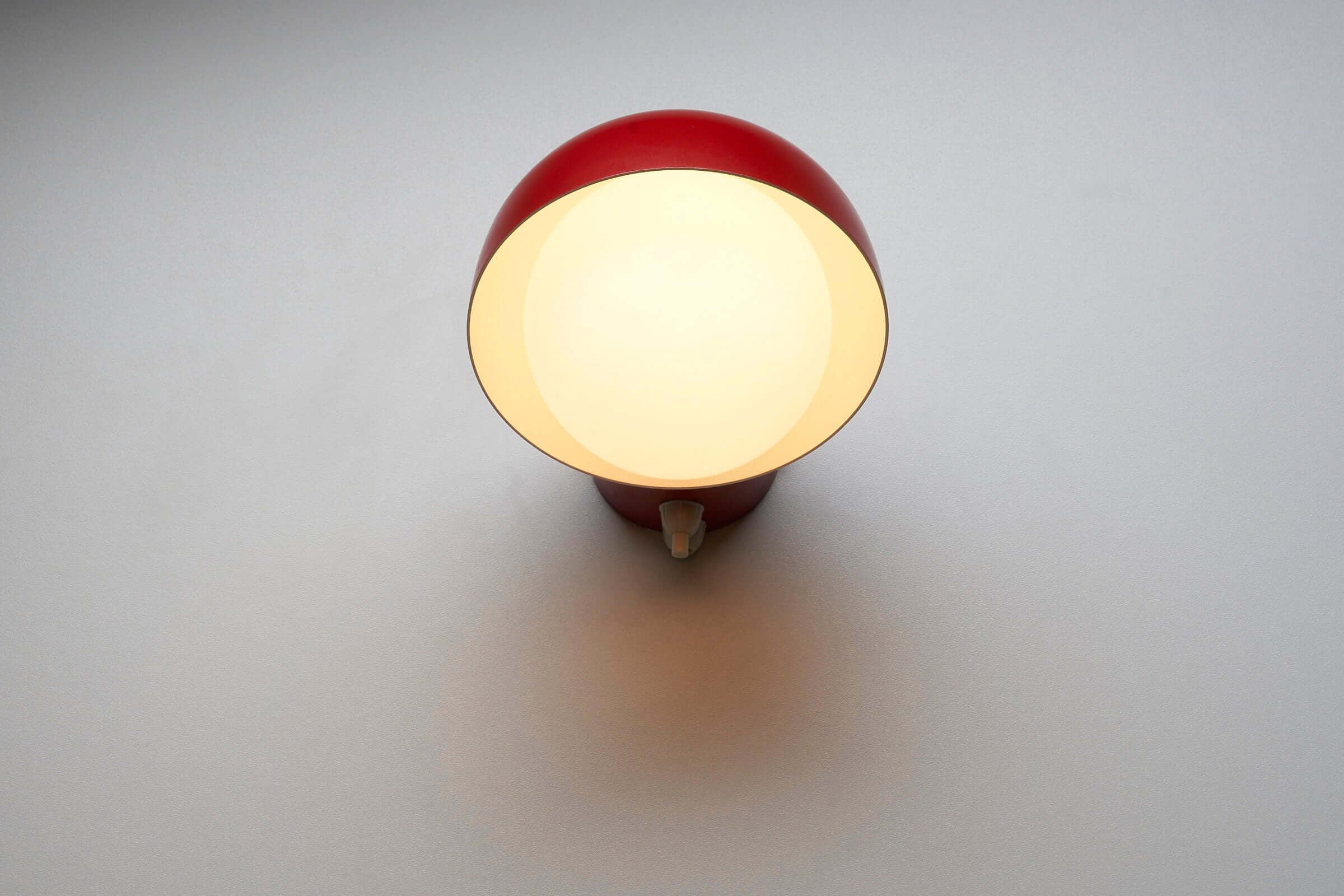 Red_Wall_Sconce_B_L_leuchten