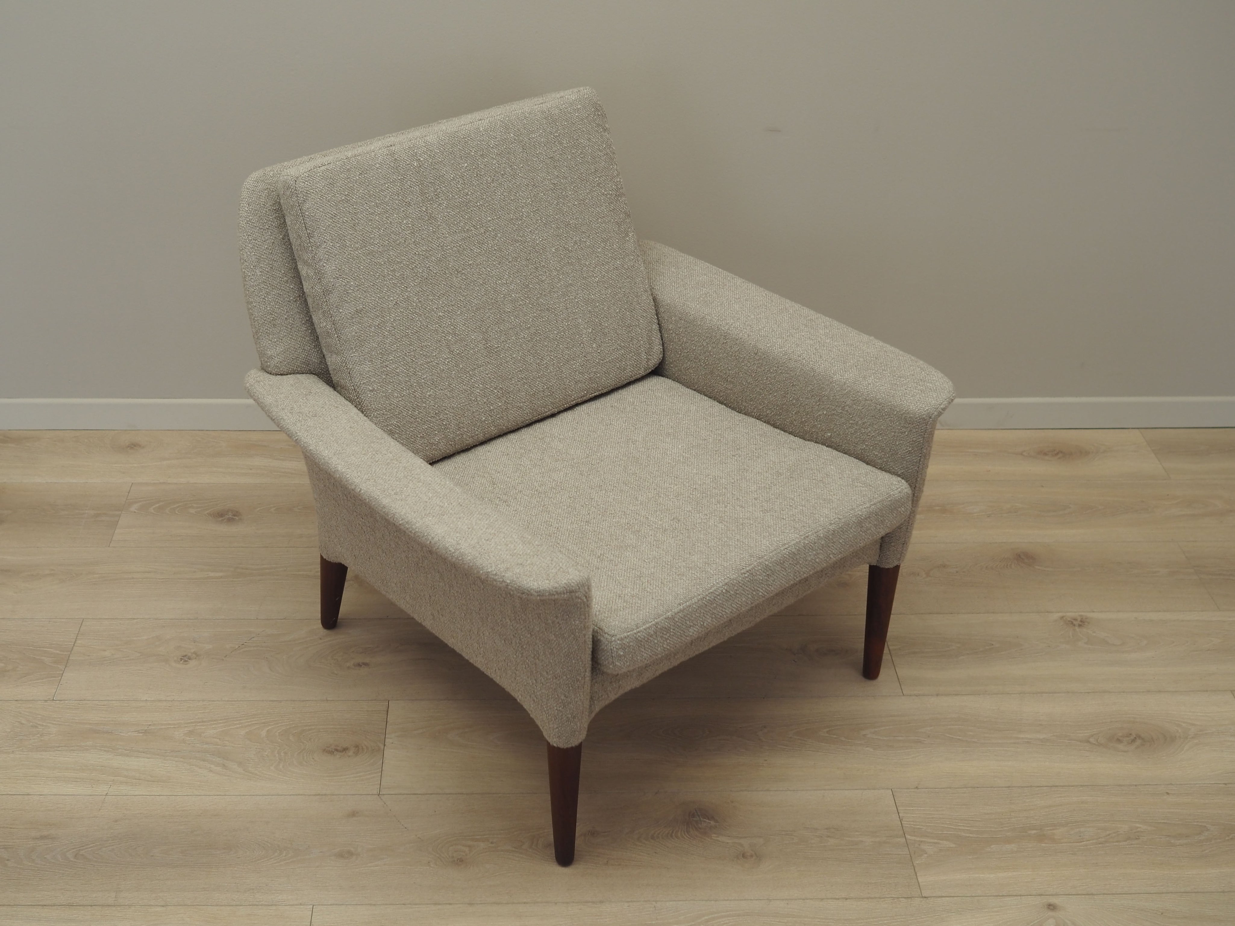 Rosewood_armchair_Danish_design_1960s_production_Brdr