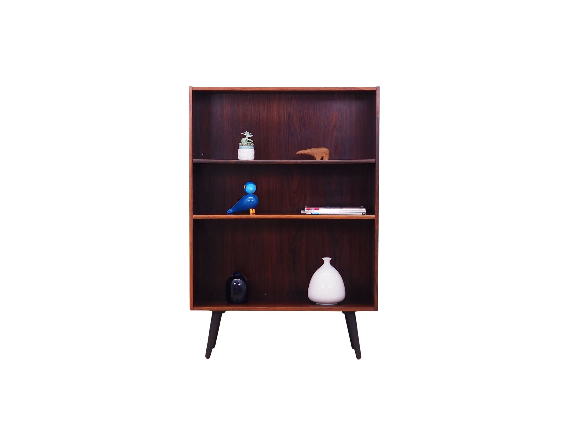 Rosewood_bookcase_Danish_design_1960s_production_Denmark