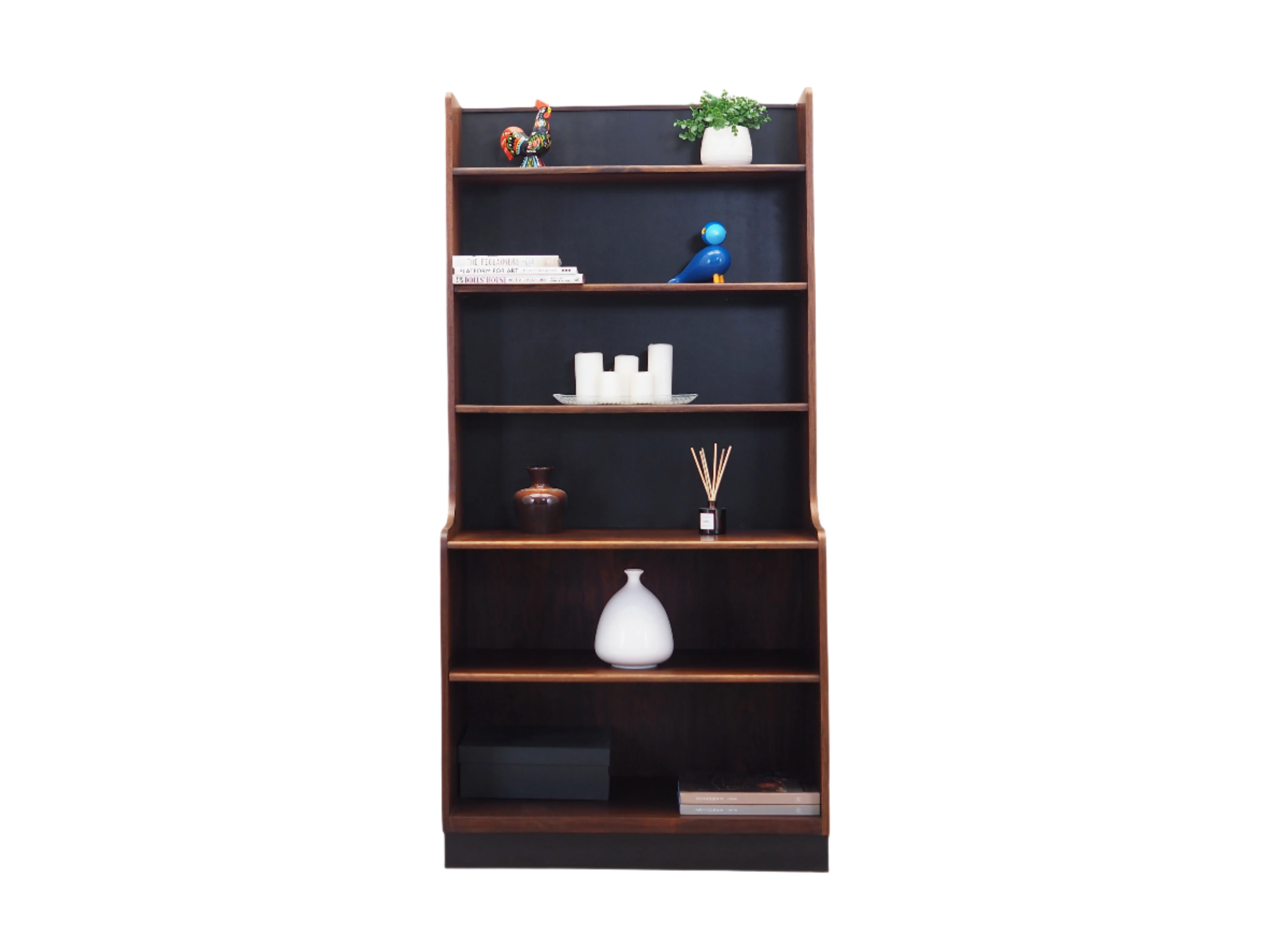 Rosewood_bookcase_Danish_design_1960s_production_Denmark