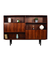 Rosewood_bookcase_Danish_design_1970s_designer_Erik_Jensen_production_Westergaards_M_belfabrik