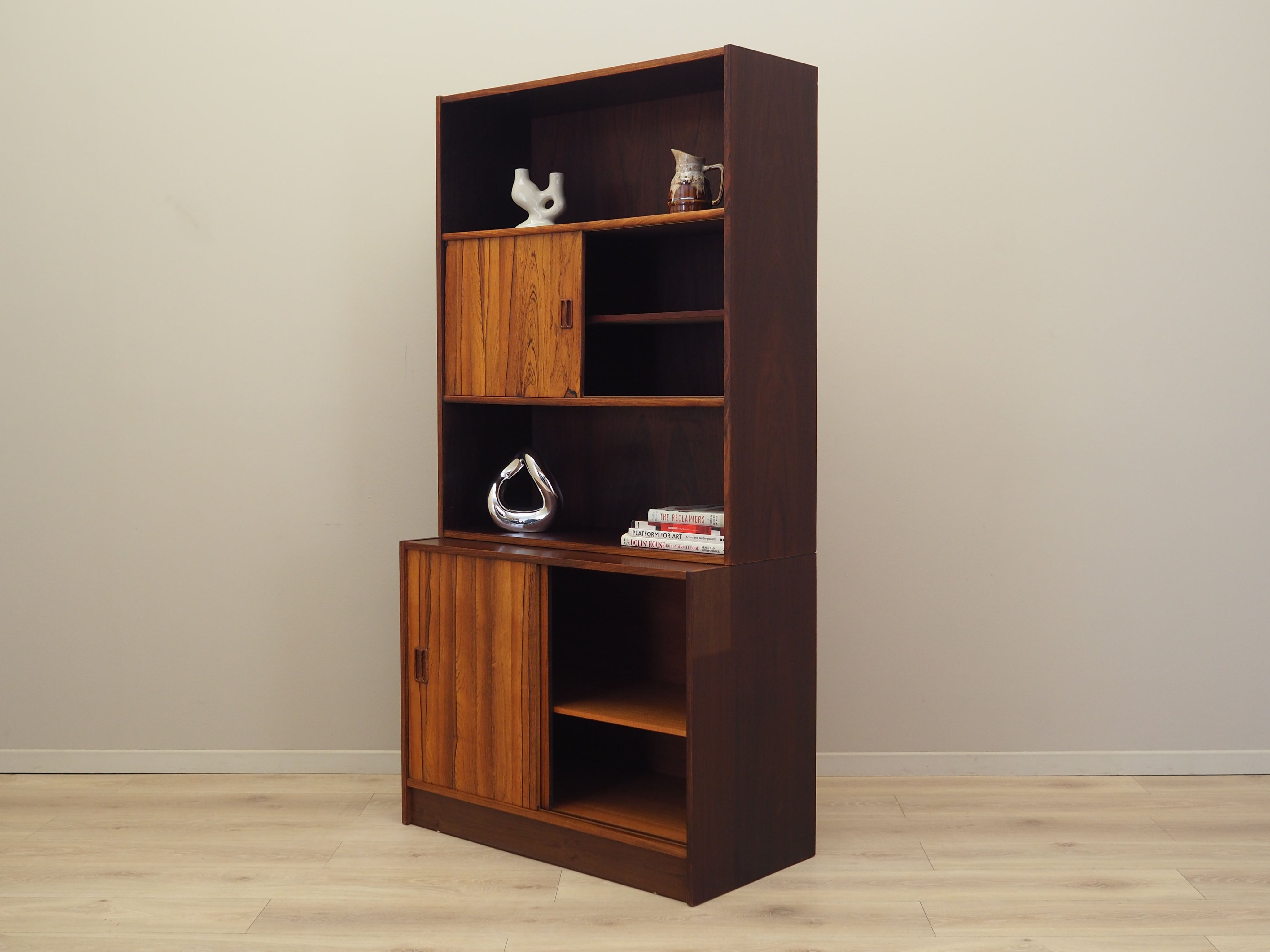 Rosewood_bookcase_Danish_design_from_1960s_production_Denmark