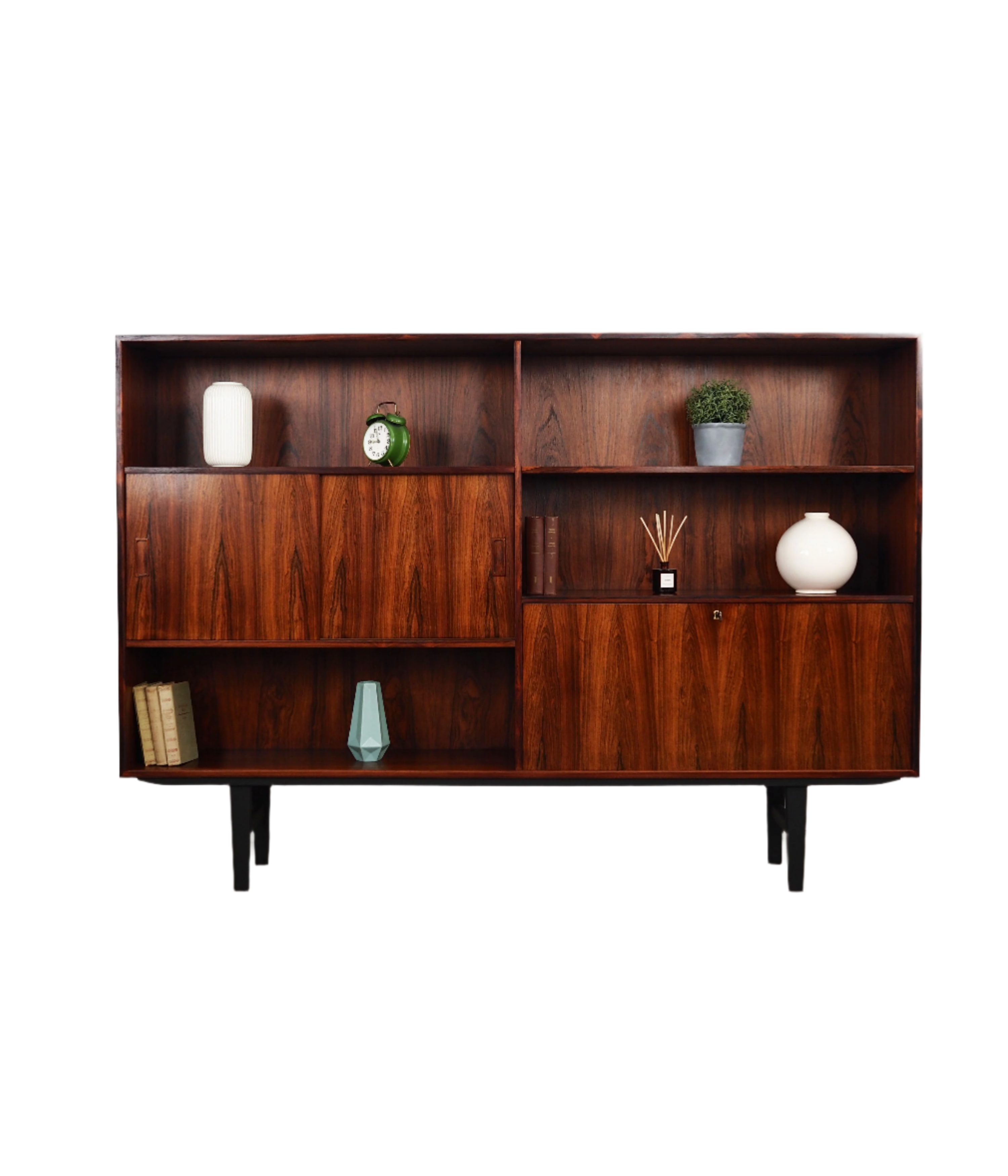 Rosewood_bookcase_in_Danish_design_1970s_designer_Erik_Jensen_production_Westergaards_M_belfabrik