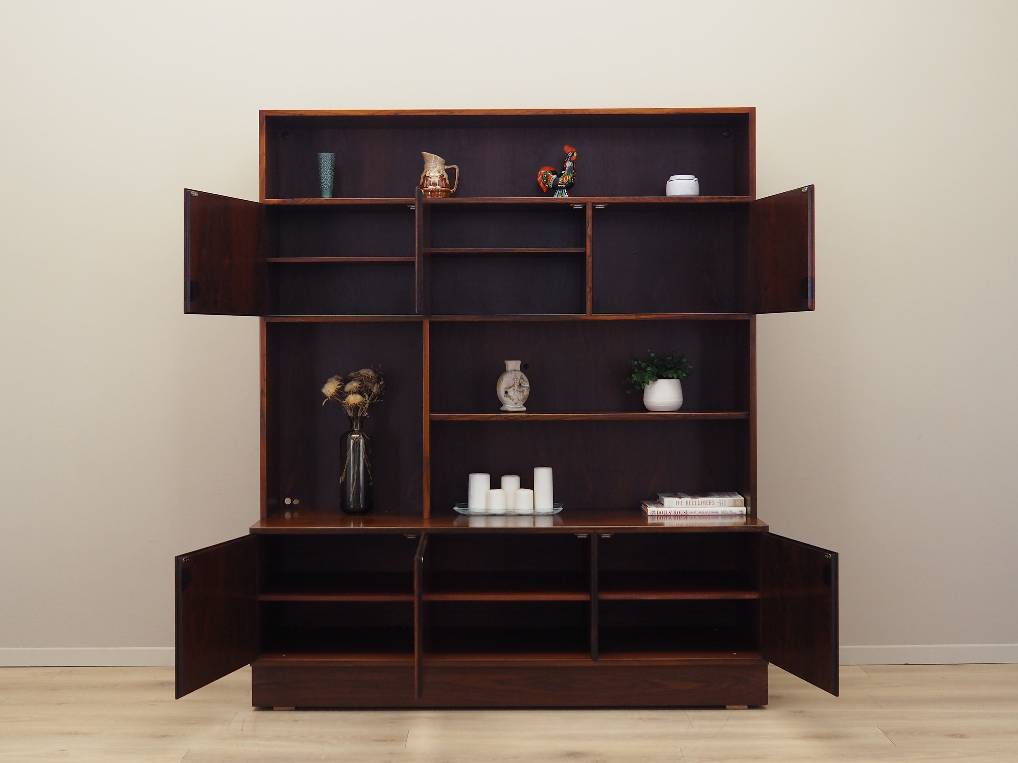 Rosewood_bookcase_in_Danish_design_1970s_designer_Svend_Langkilde
