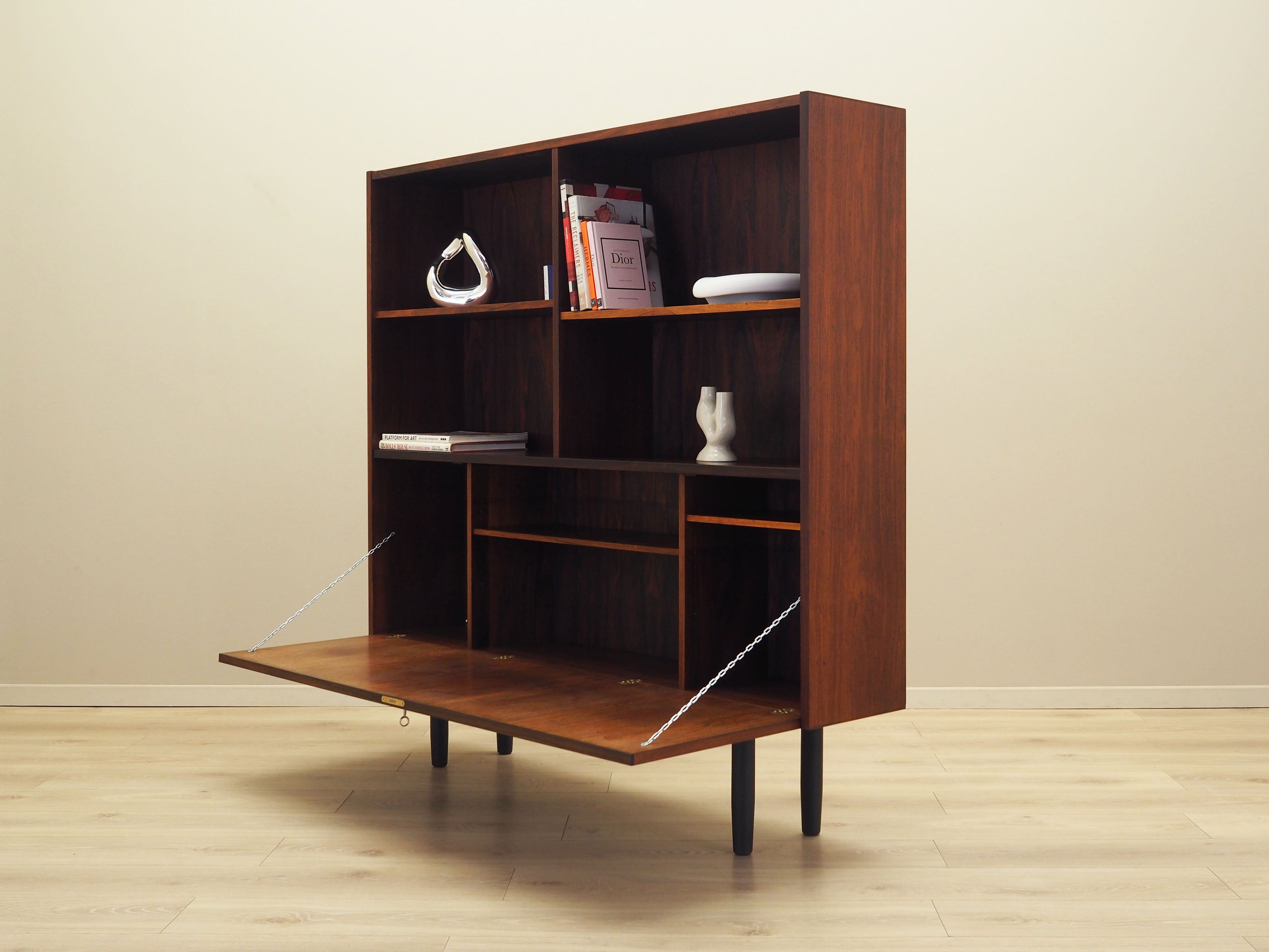 Rosewood_bookcase_in_Danish_design_from_1970s