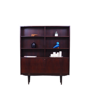 Rosewood_bookcase_in_Danish_design_from_1970s_manufacturer_Omann_Jun
