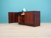Rosewood_cabinet_Danish_design_1960s_manufacturer_Omann_Jun