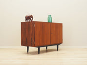Rosewood_cabinet_Danish_design_1970s_designer_Carlo_Jensen_production_Hundevad