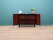Rosewood_cabinet_Danish_design_1970s_manufacturer_Hundevad_Co